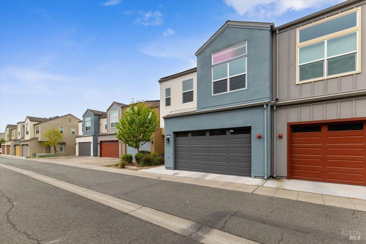 433 Blythewood Pl