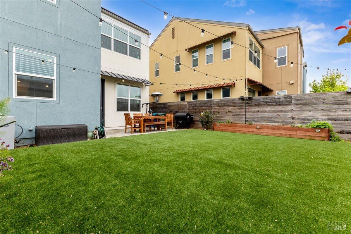 433 Blythewood Pl