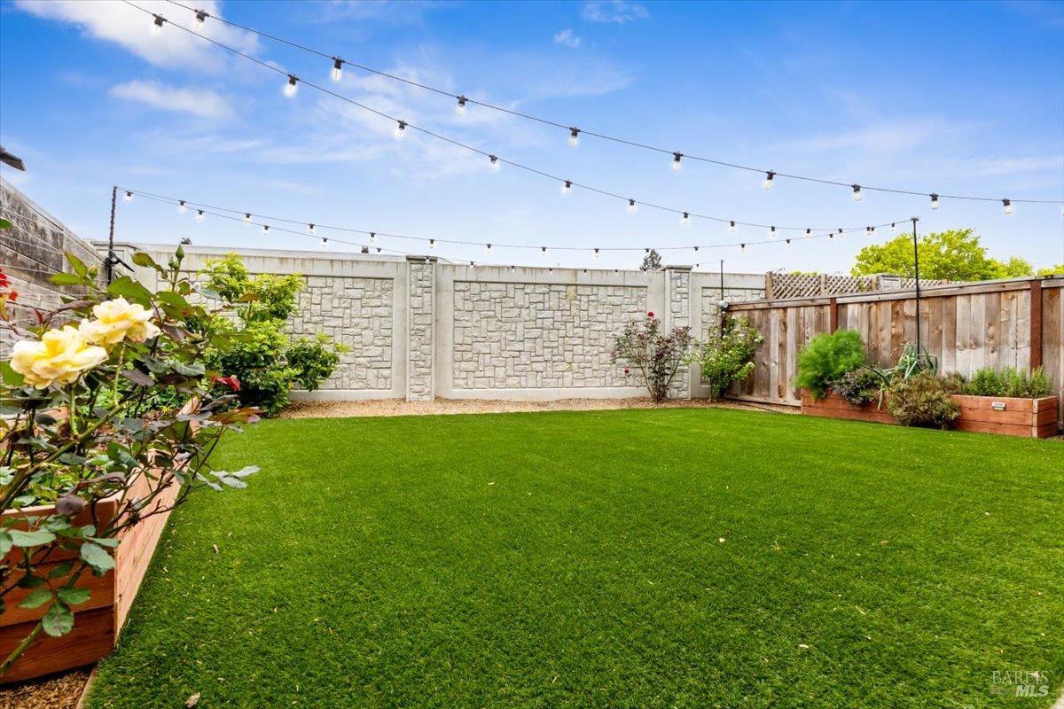 433 Blythewood Pl