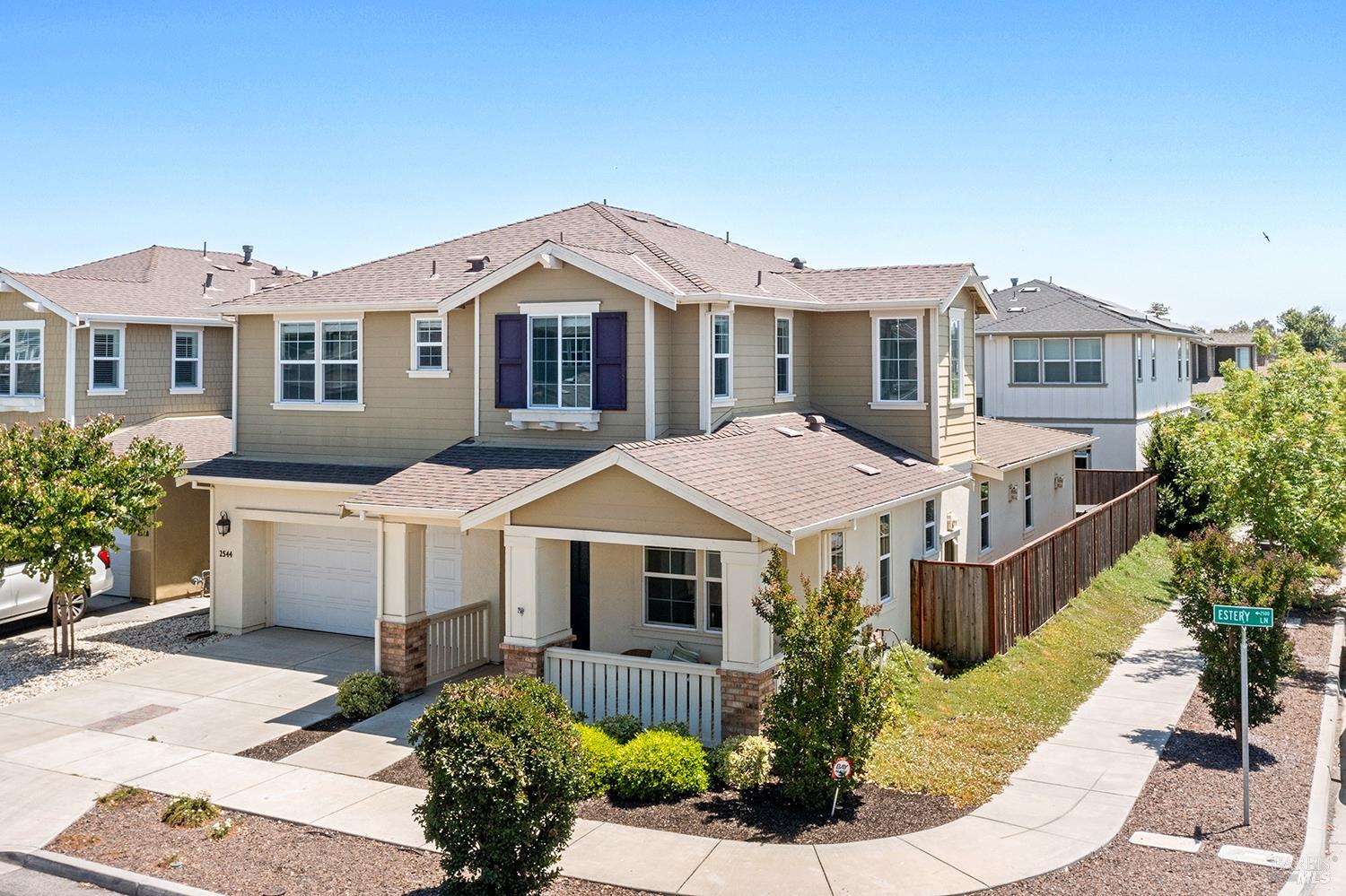 2544 Estery Ln