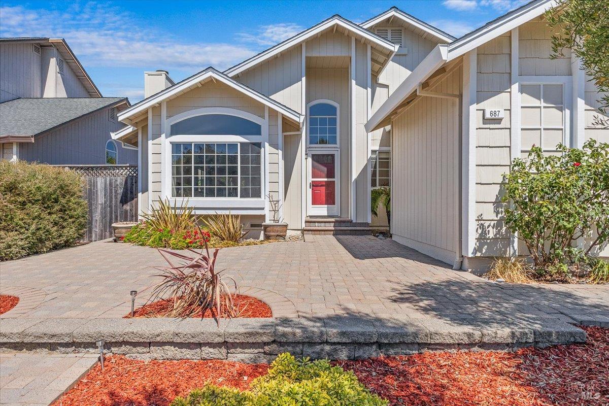 687 Natalie Dr
