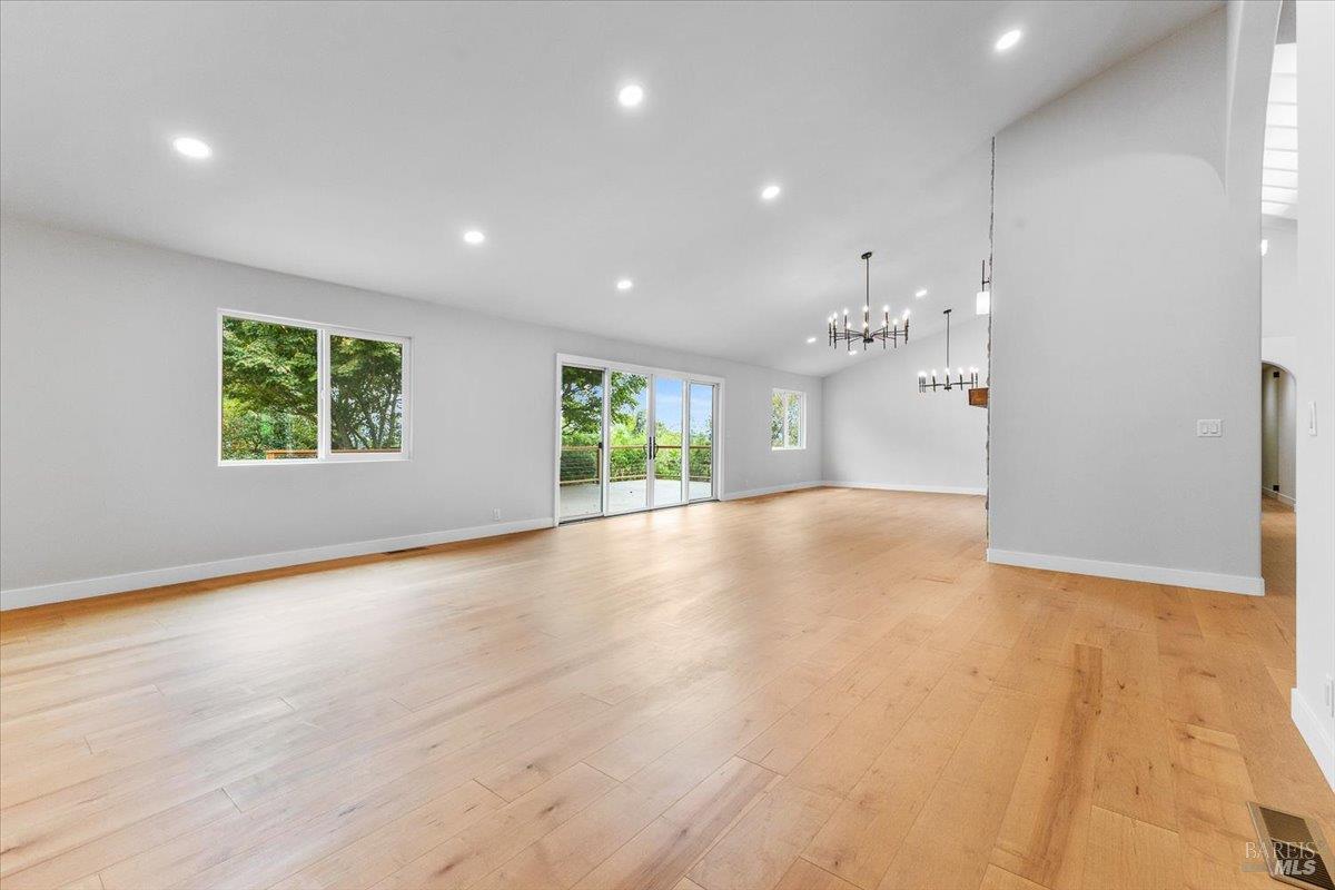 931 Warrington Rd