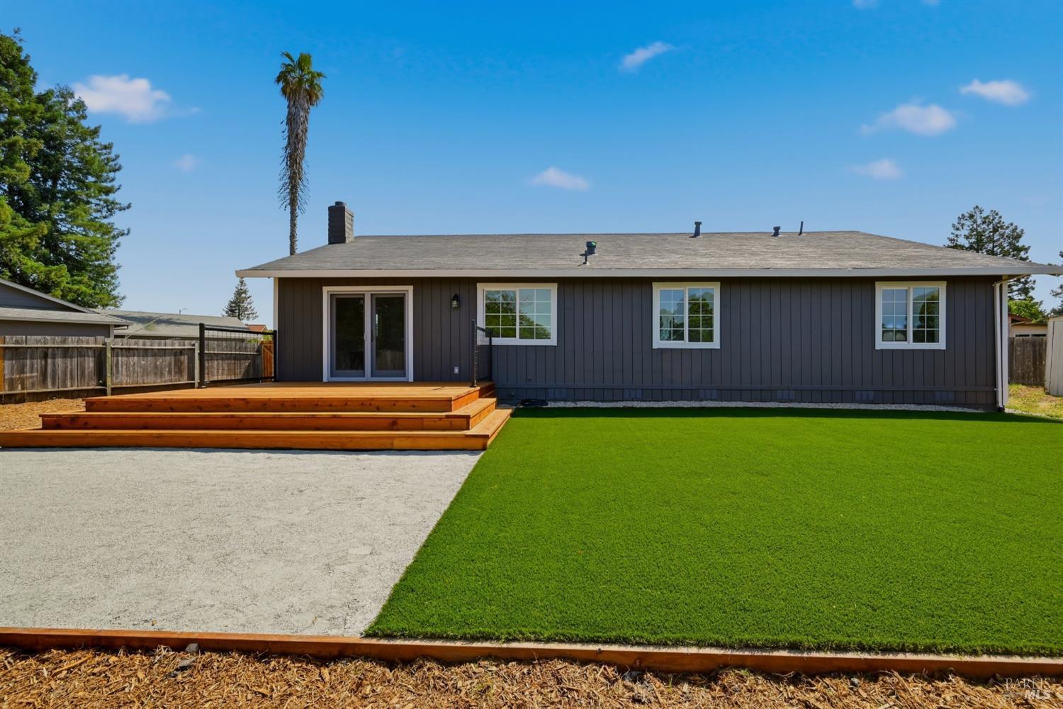 7365 Coral Court