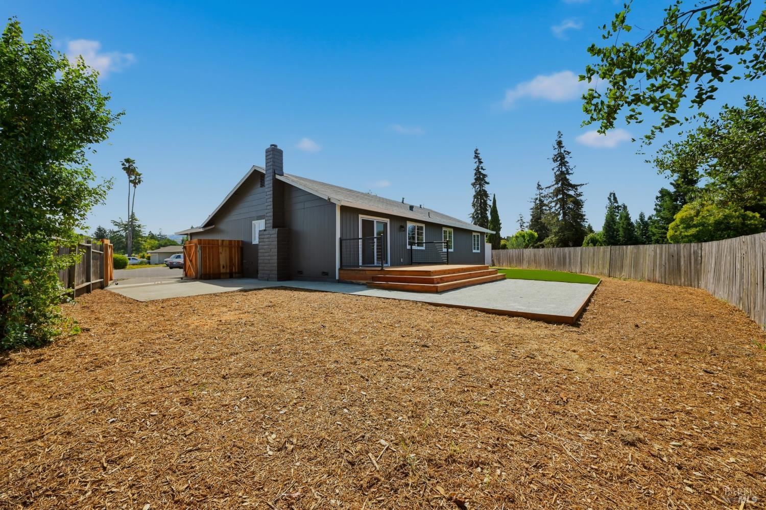 7365 Coral Court