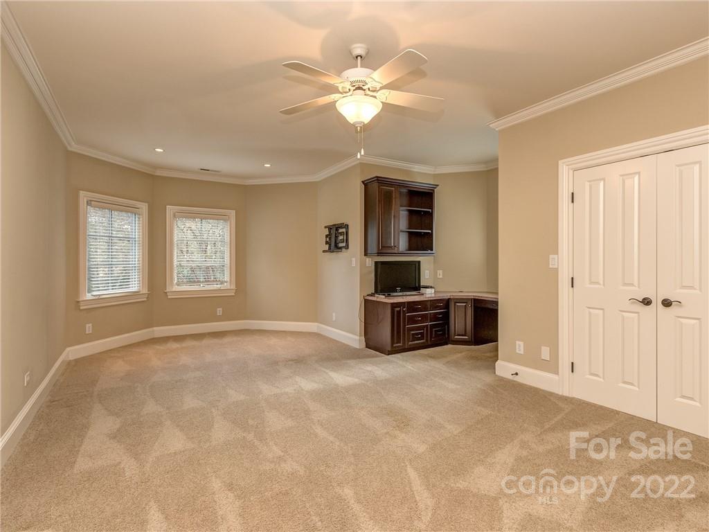 405 Eagle Bend Drive