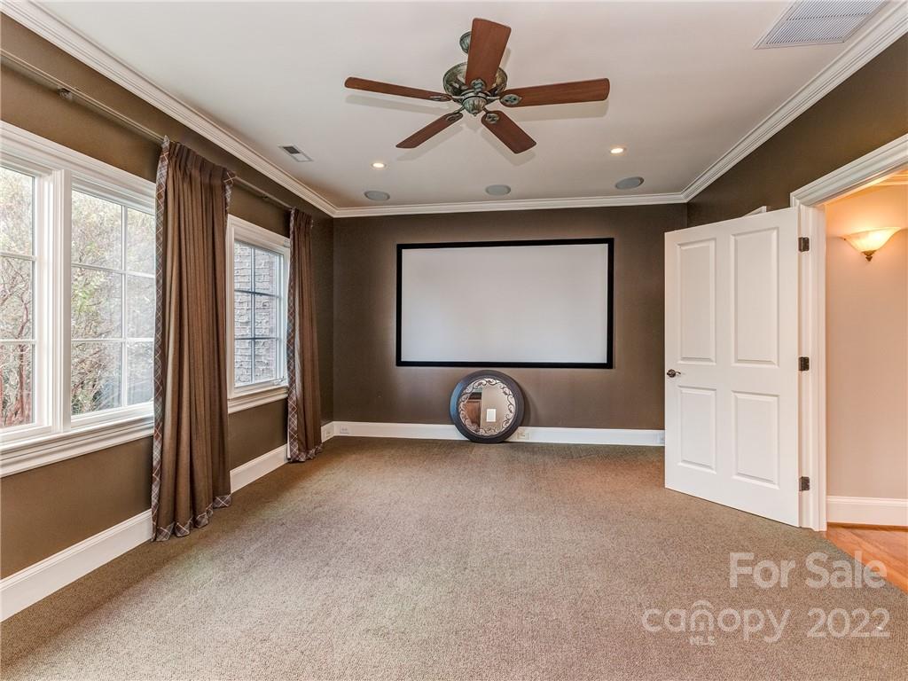 405 Eagle Bend Drive