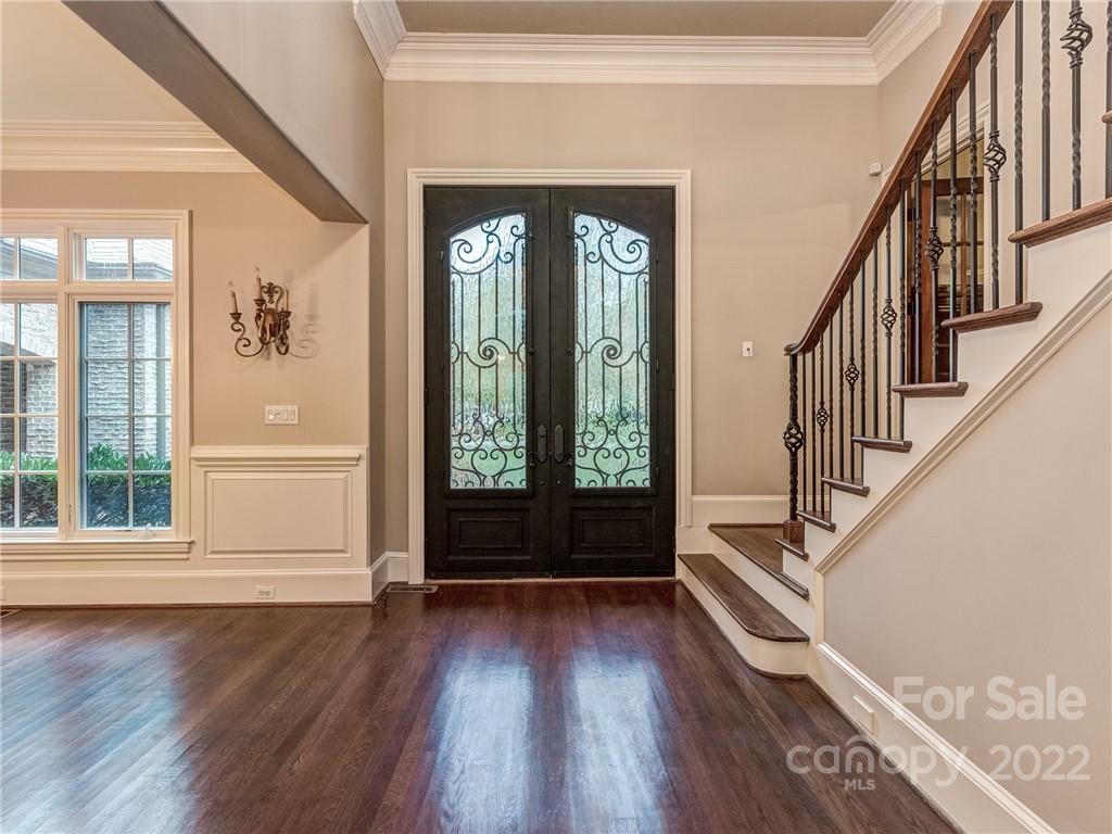 405 Eagle Bend Drive