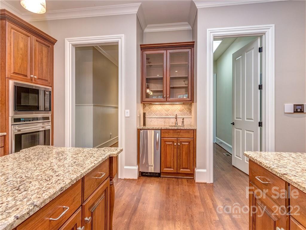 405 Eagle Bend Drive