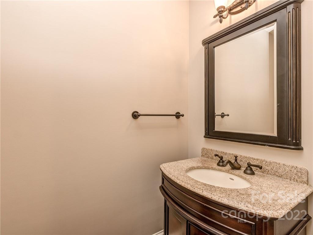 405 Eagle Bend Drive