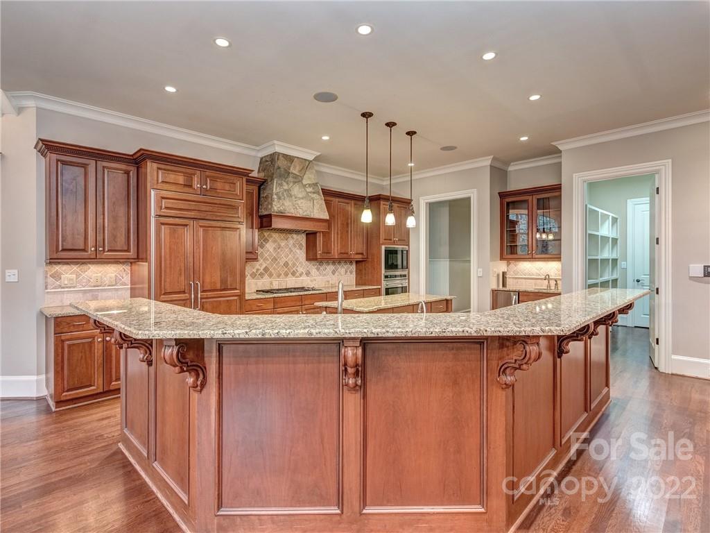 405 Eagle Bend Drive