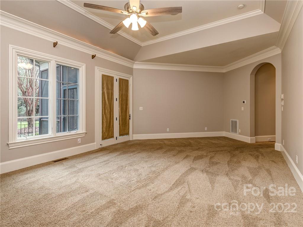 405 Eagle Bend Drive