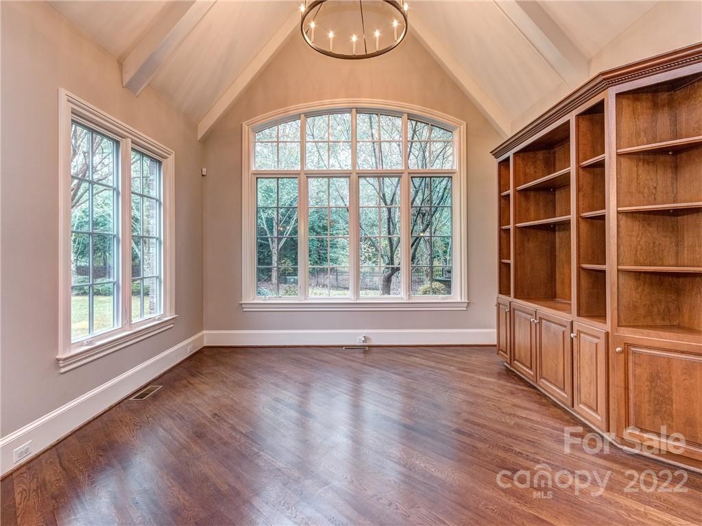 405 Eagle Bend Drive