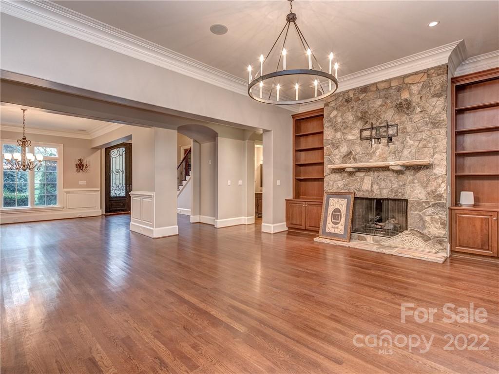 405 Eagle Bend Drive
