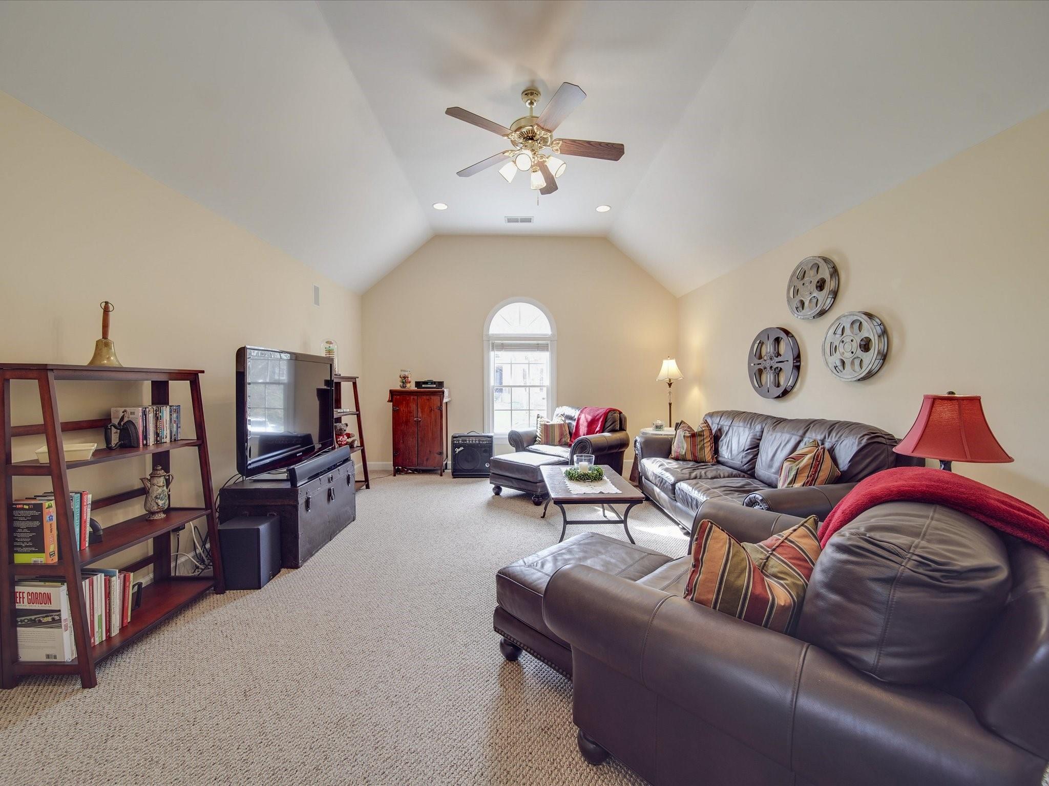 3213 Twelve Oaks Place