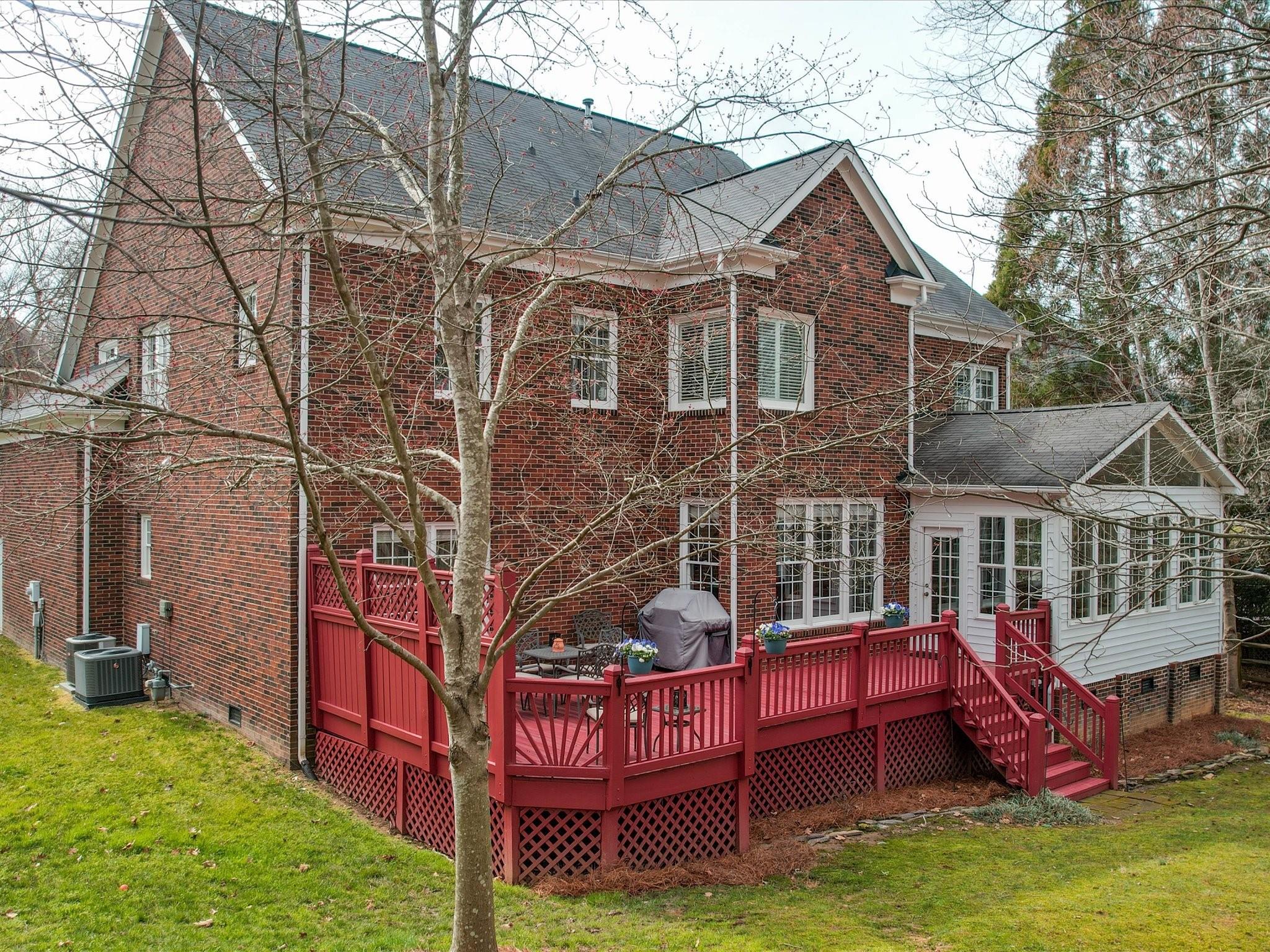 3213 Twelve Oaks Place