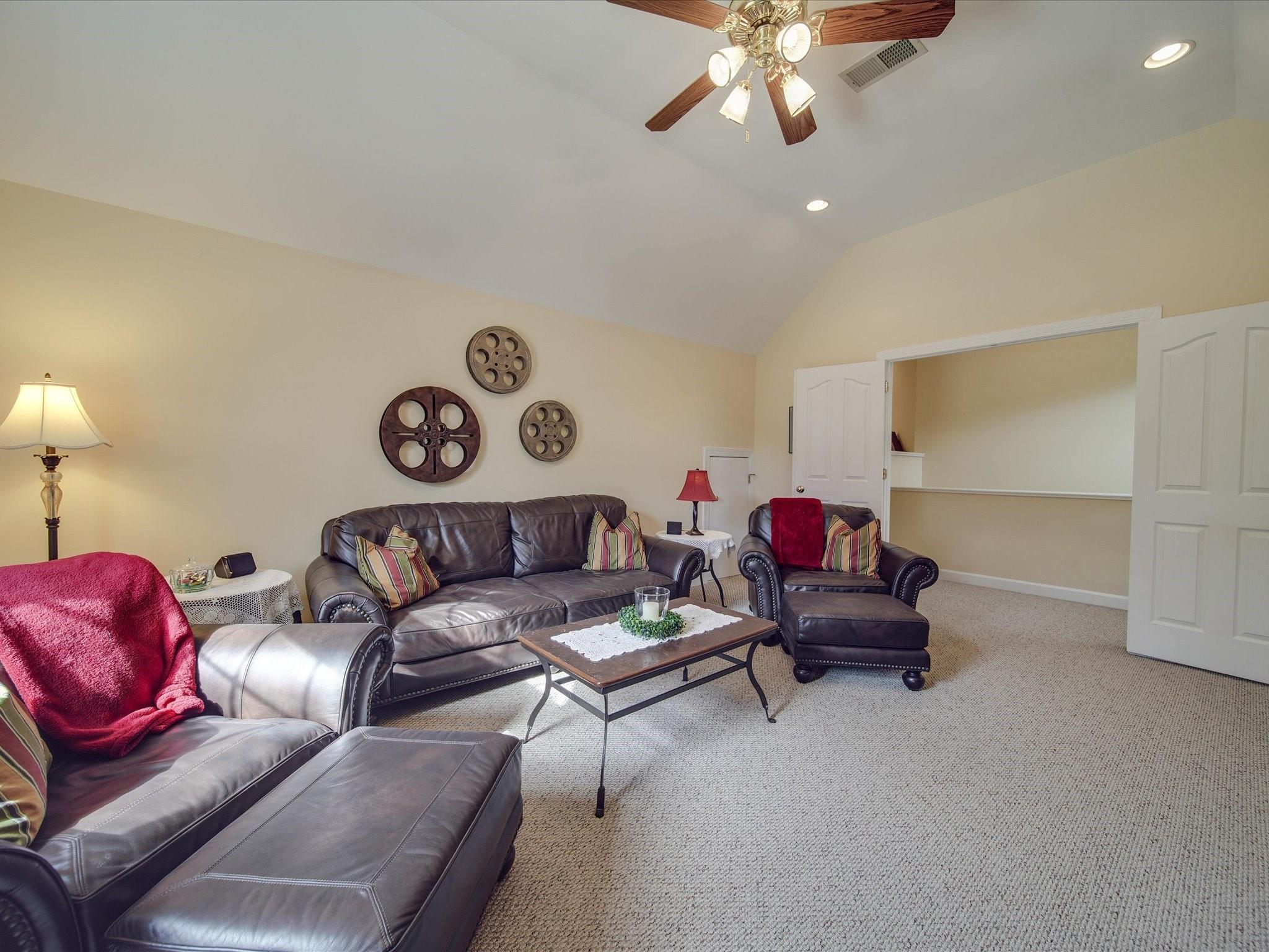 3213 Twelve Oaks Place