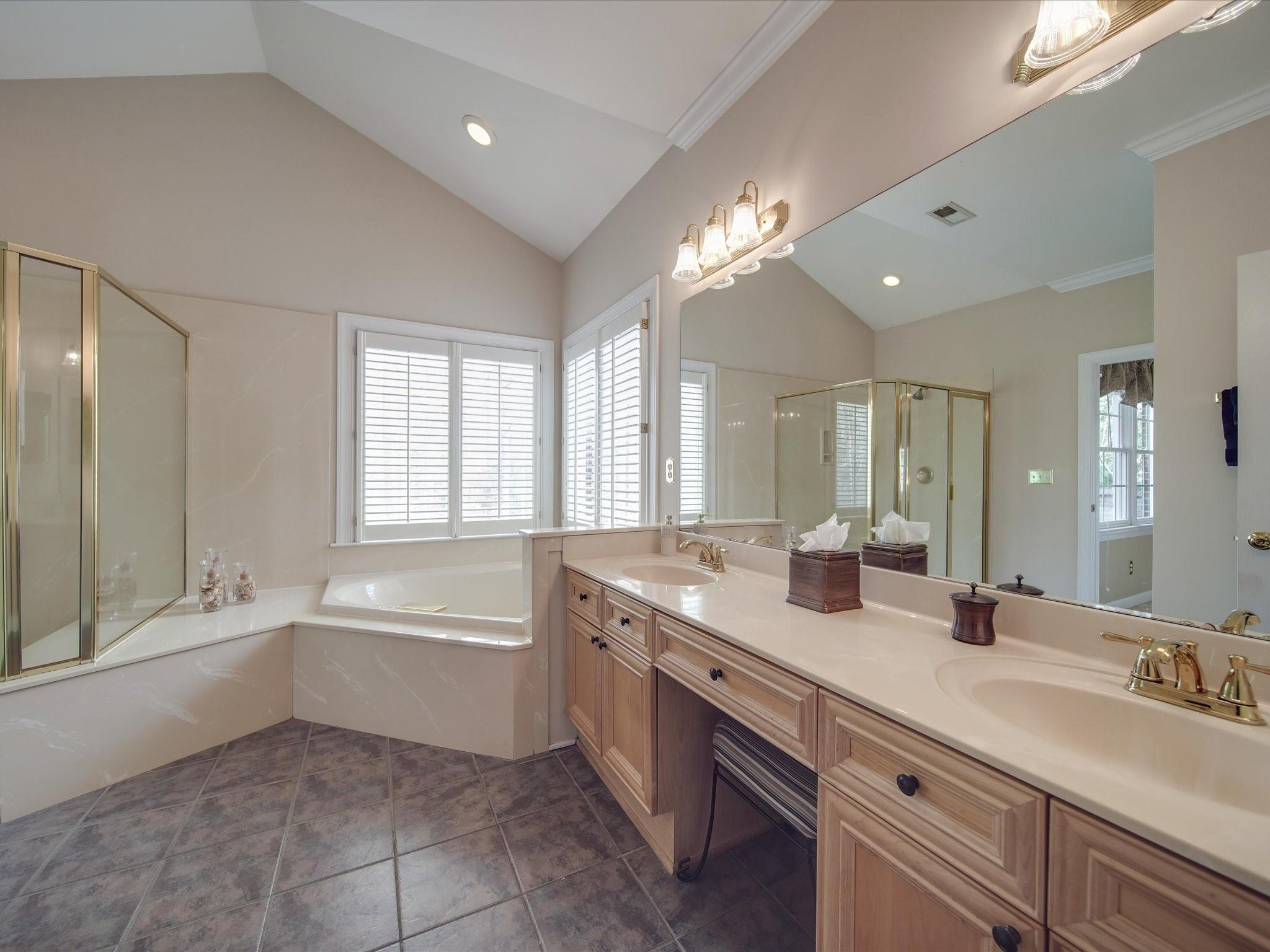 3213 Twelve Oaks Place