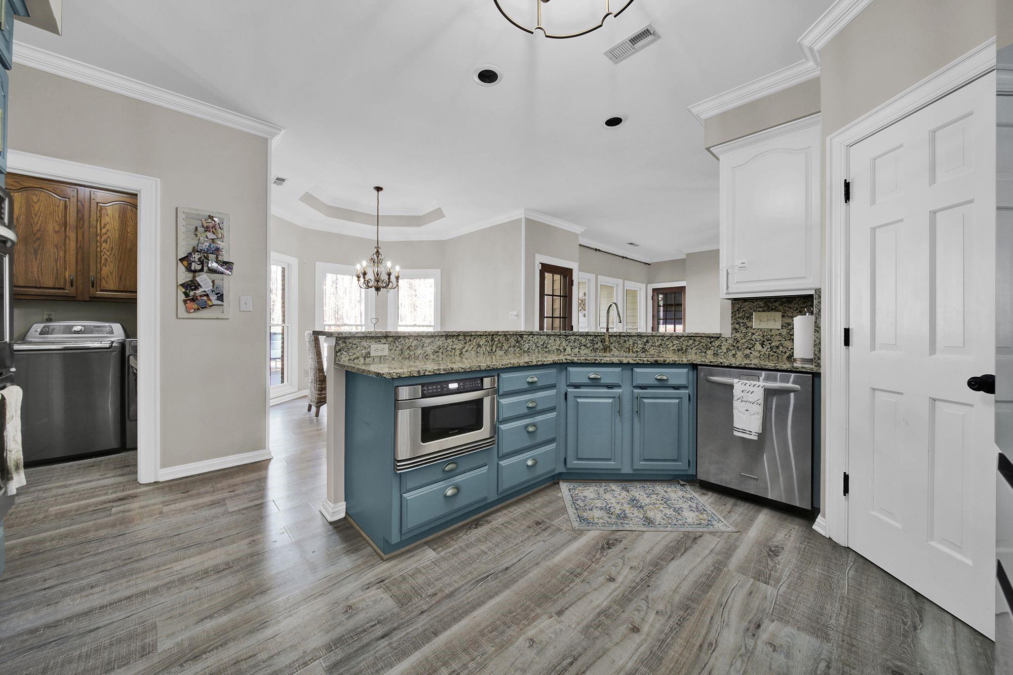 1415 Longleaf Court