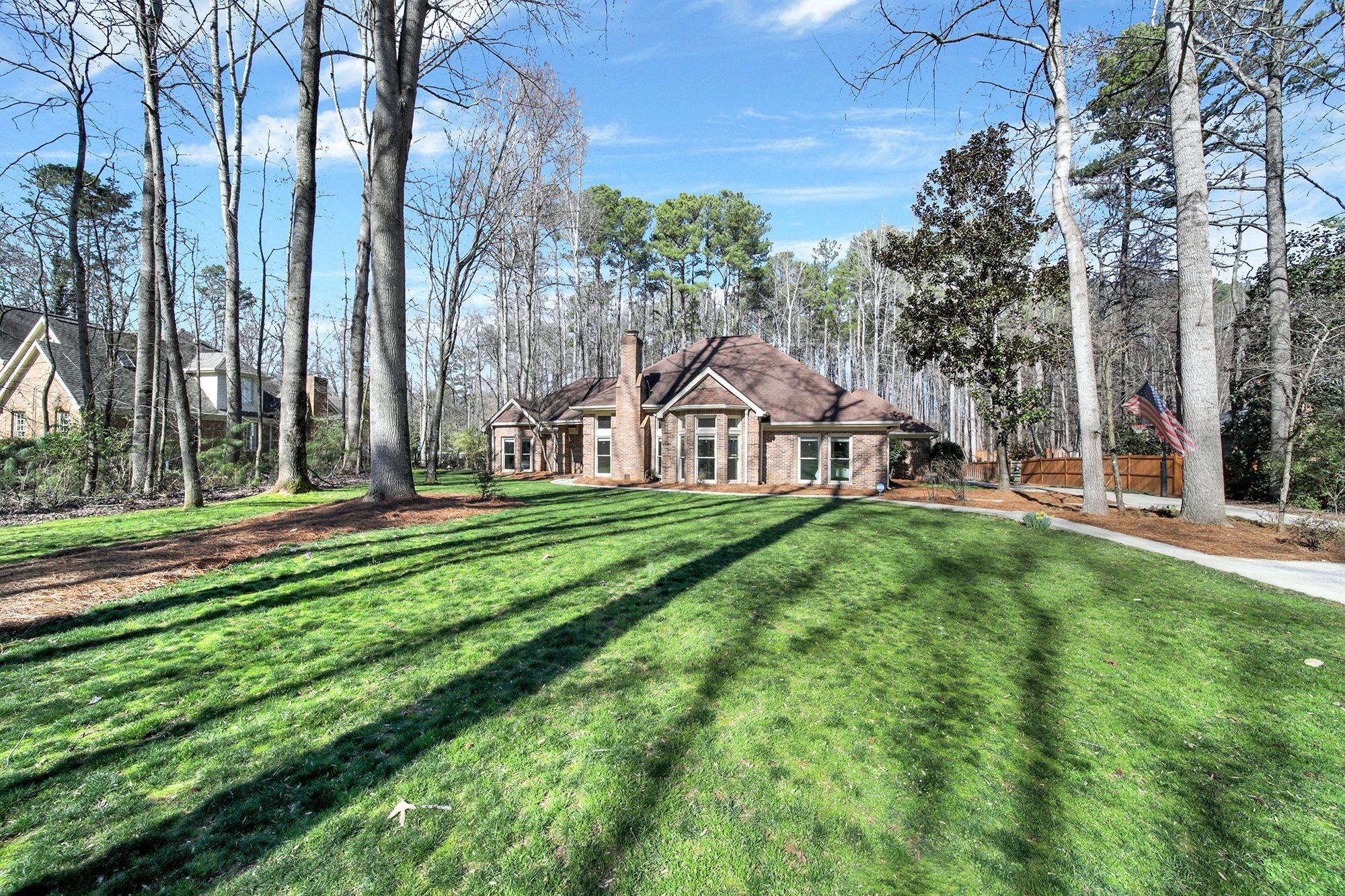 1415 Longleaf Court