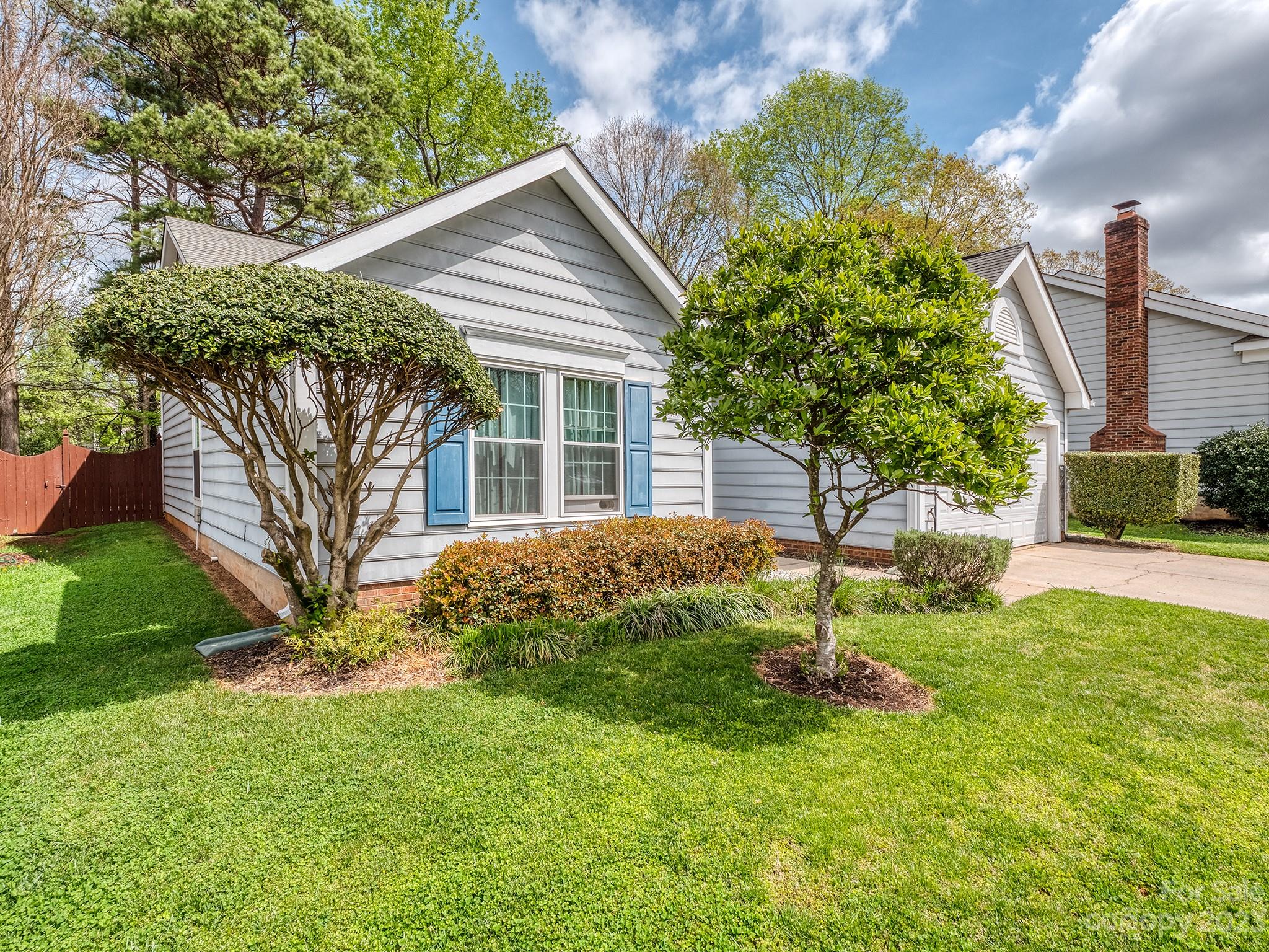 12104 Dolomite Drive