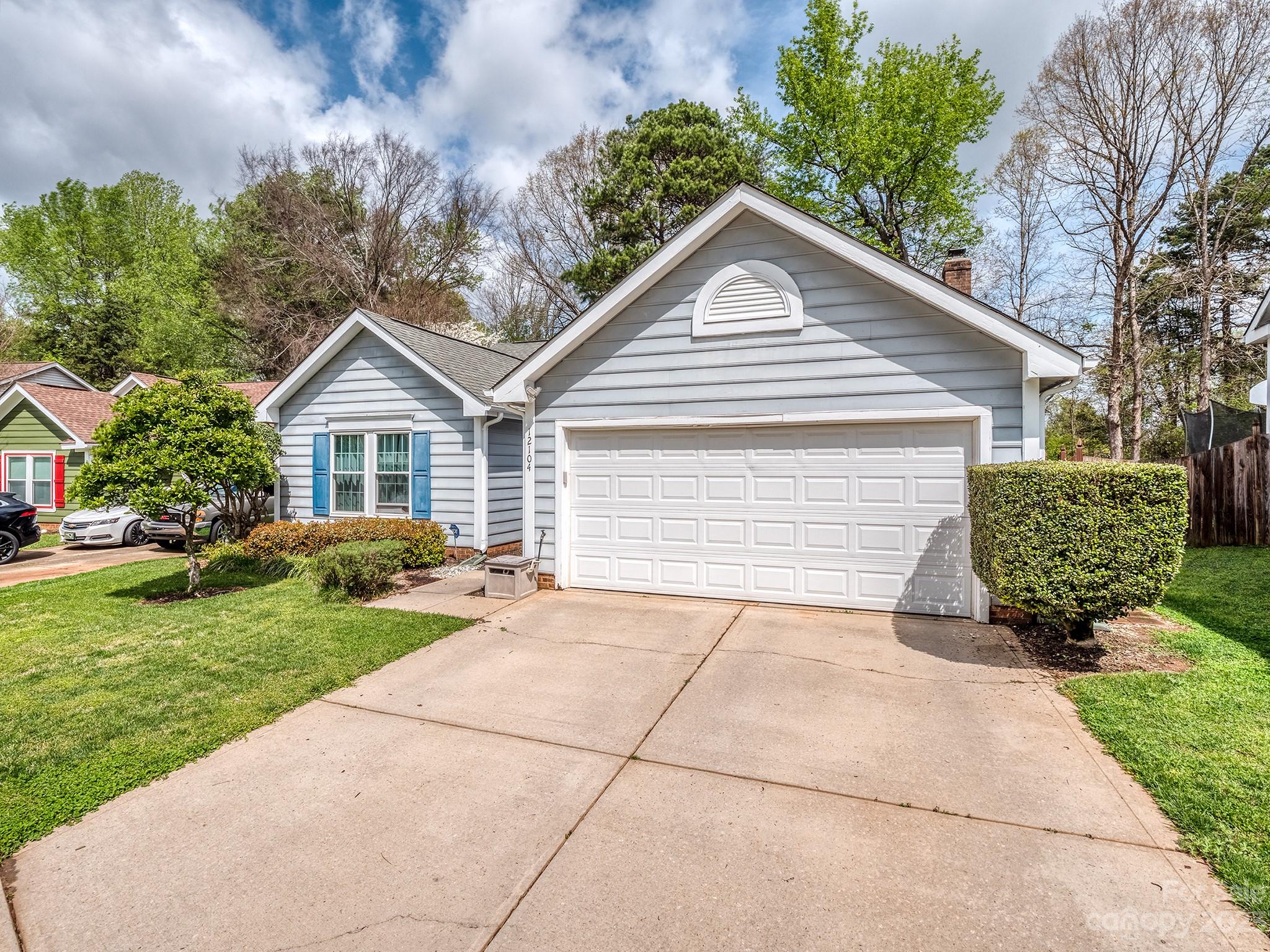 12104 Dolomite Drive