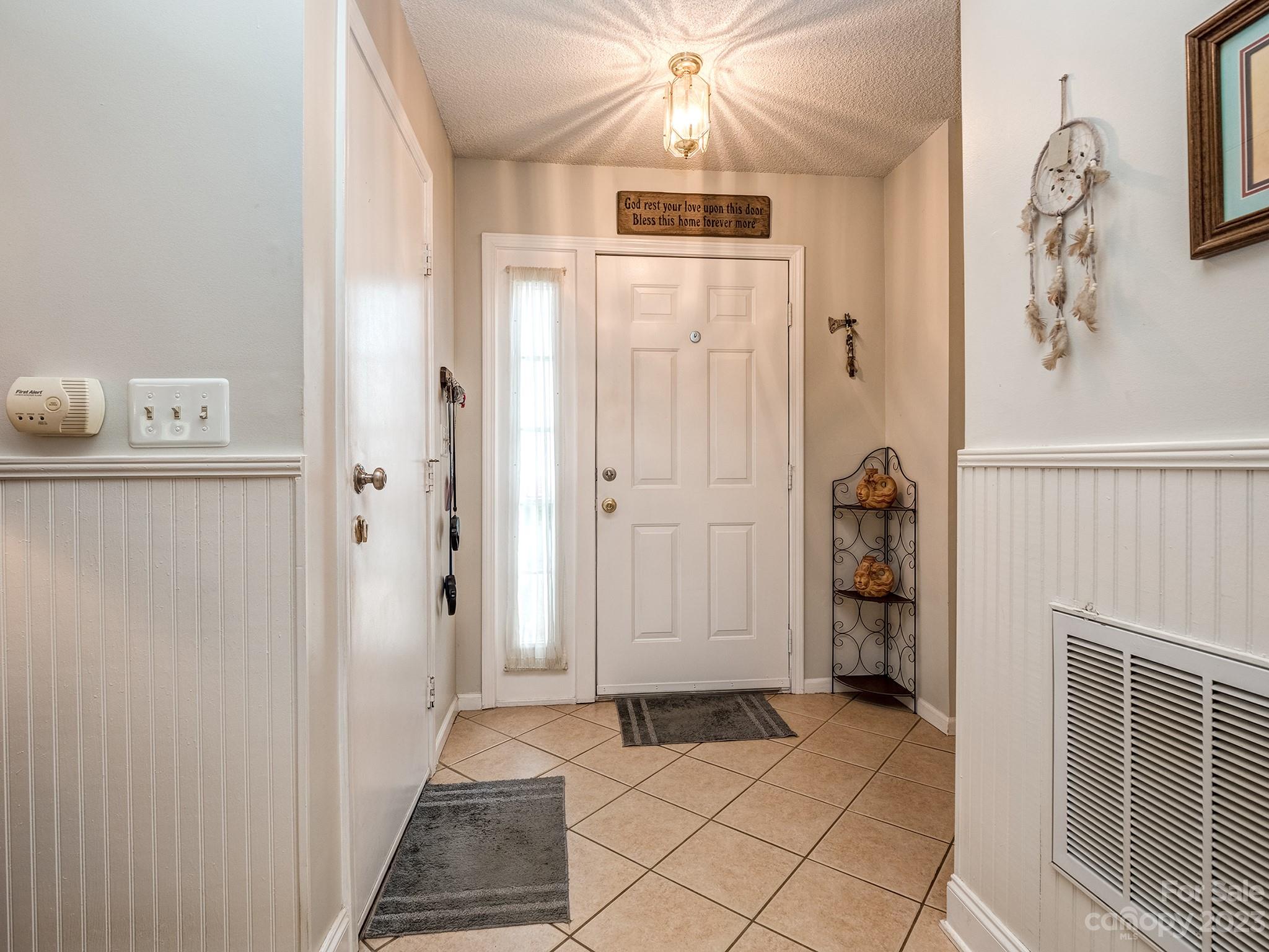 12104 Dolomite Drive