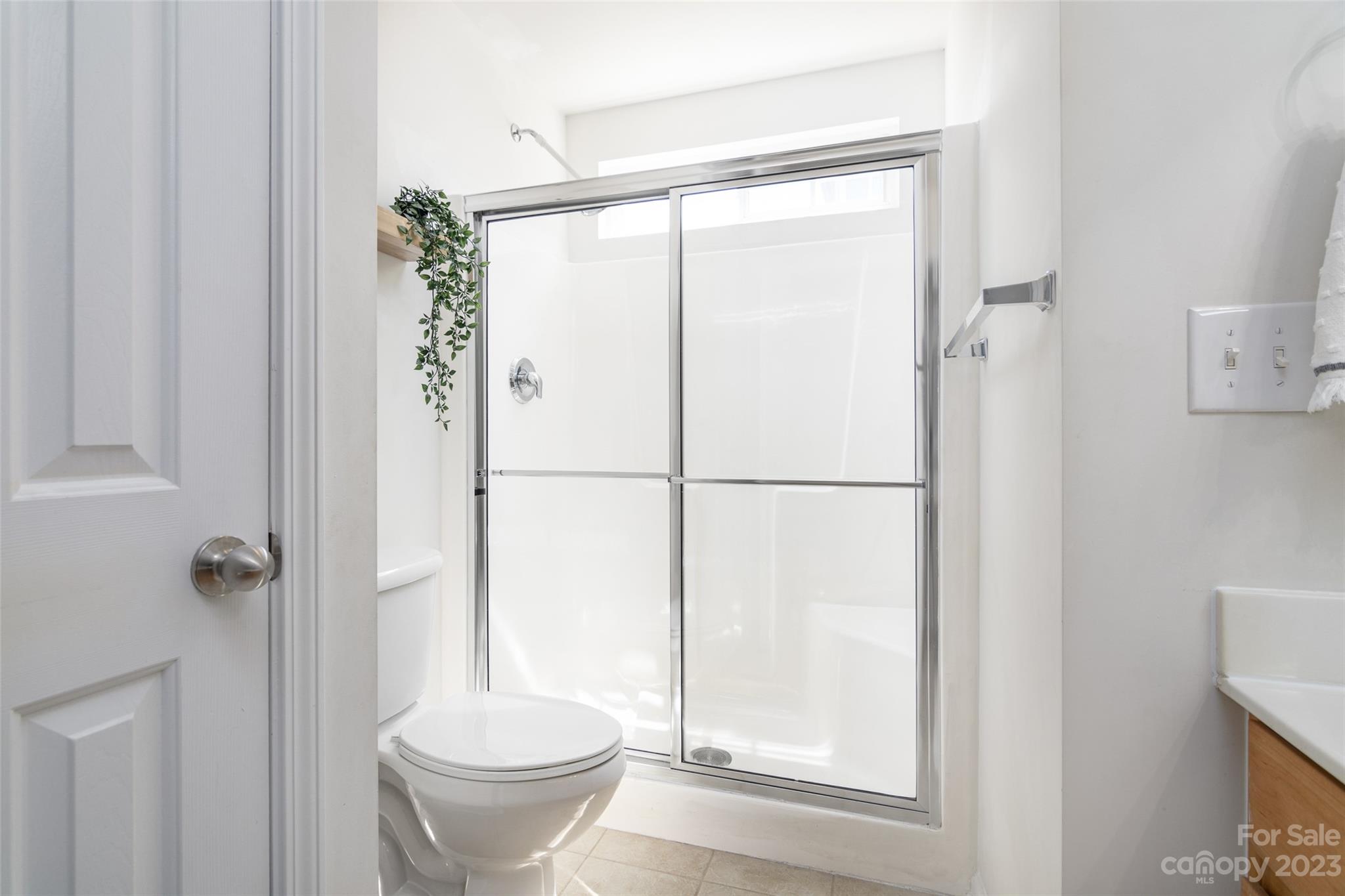 1305 Cochrane Woods Lane