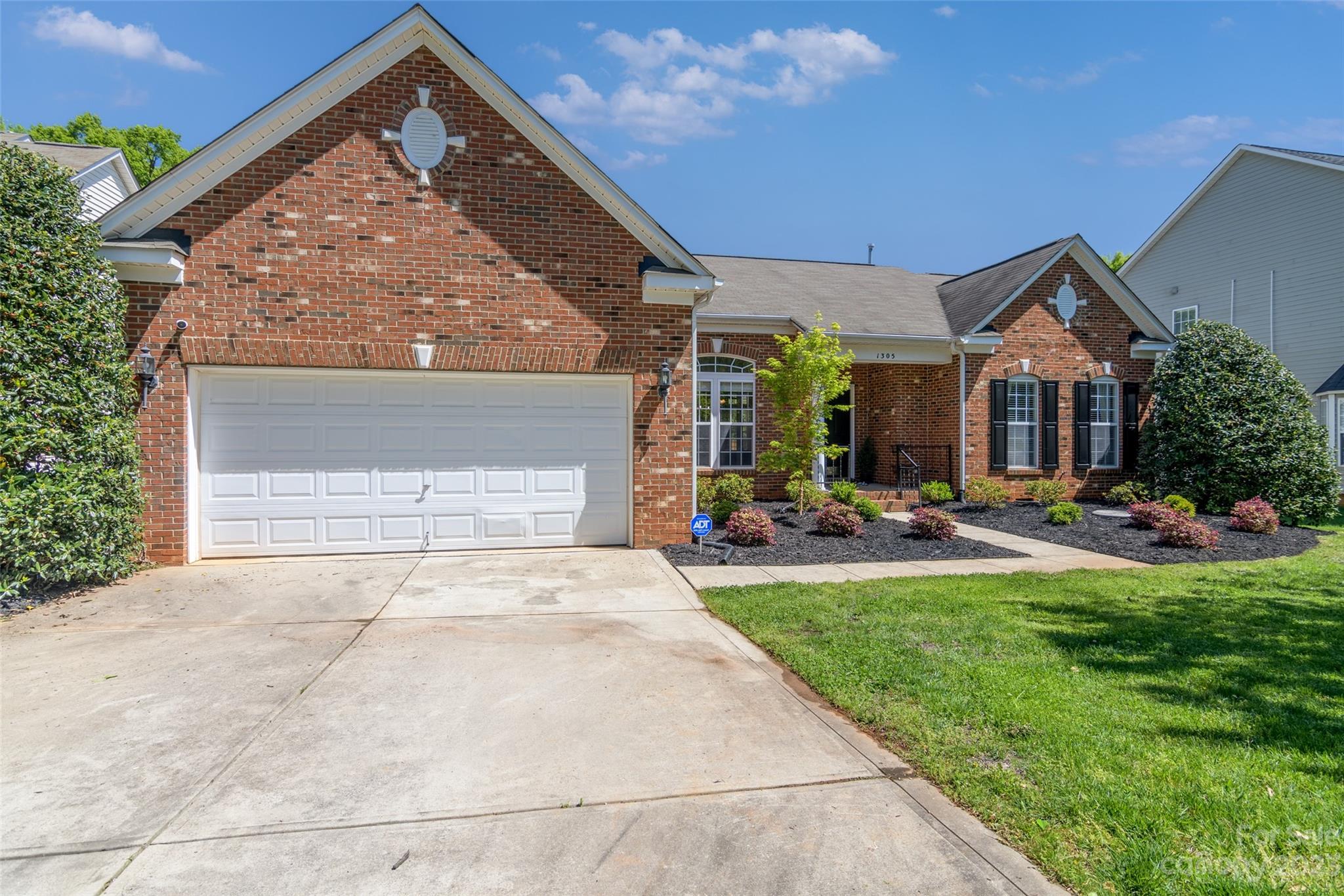 1305 Cochrane Woods Lane