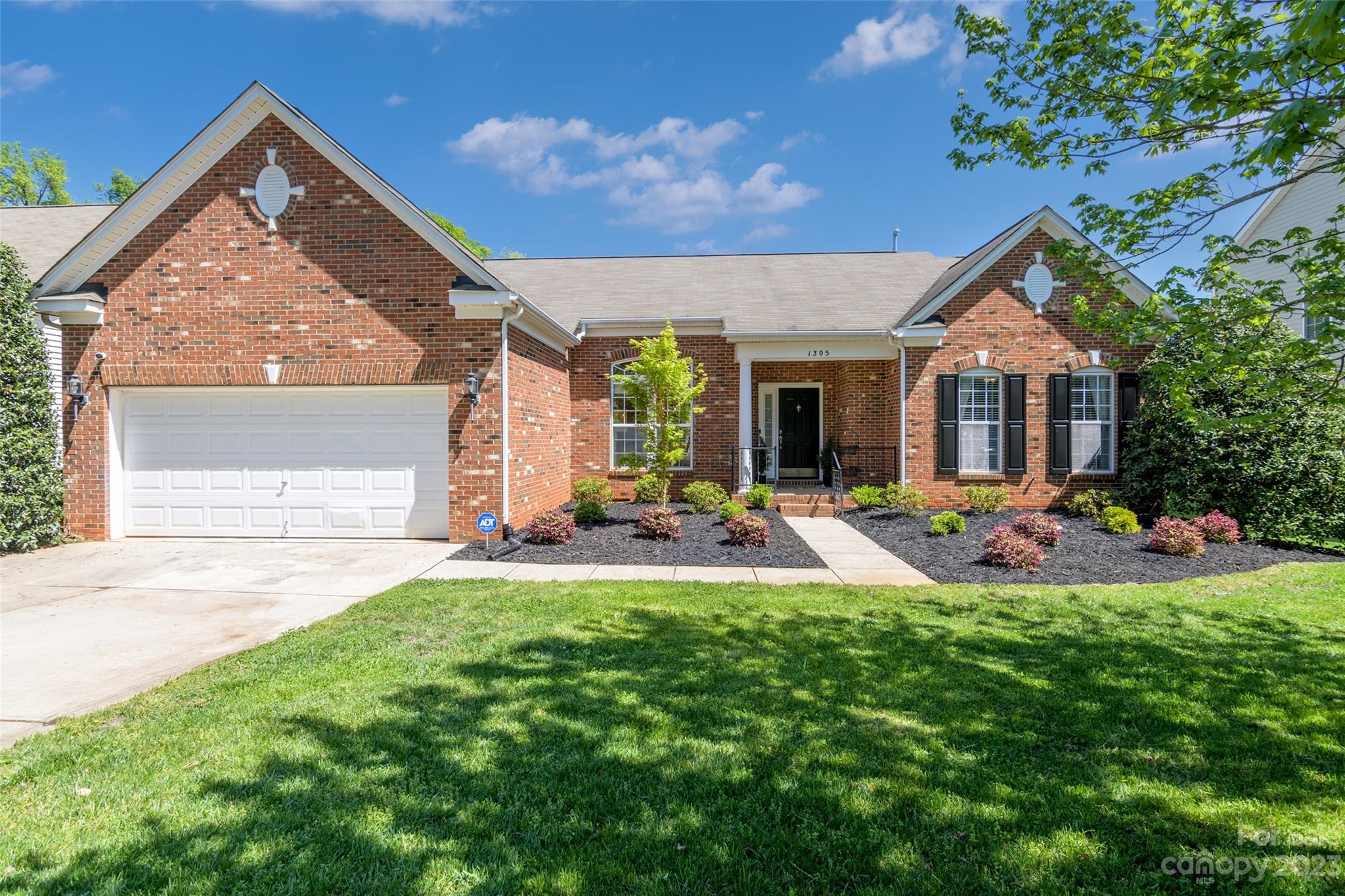 1305 Cochrane Woods Lane