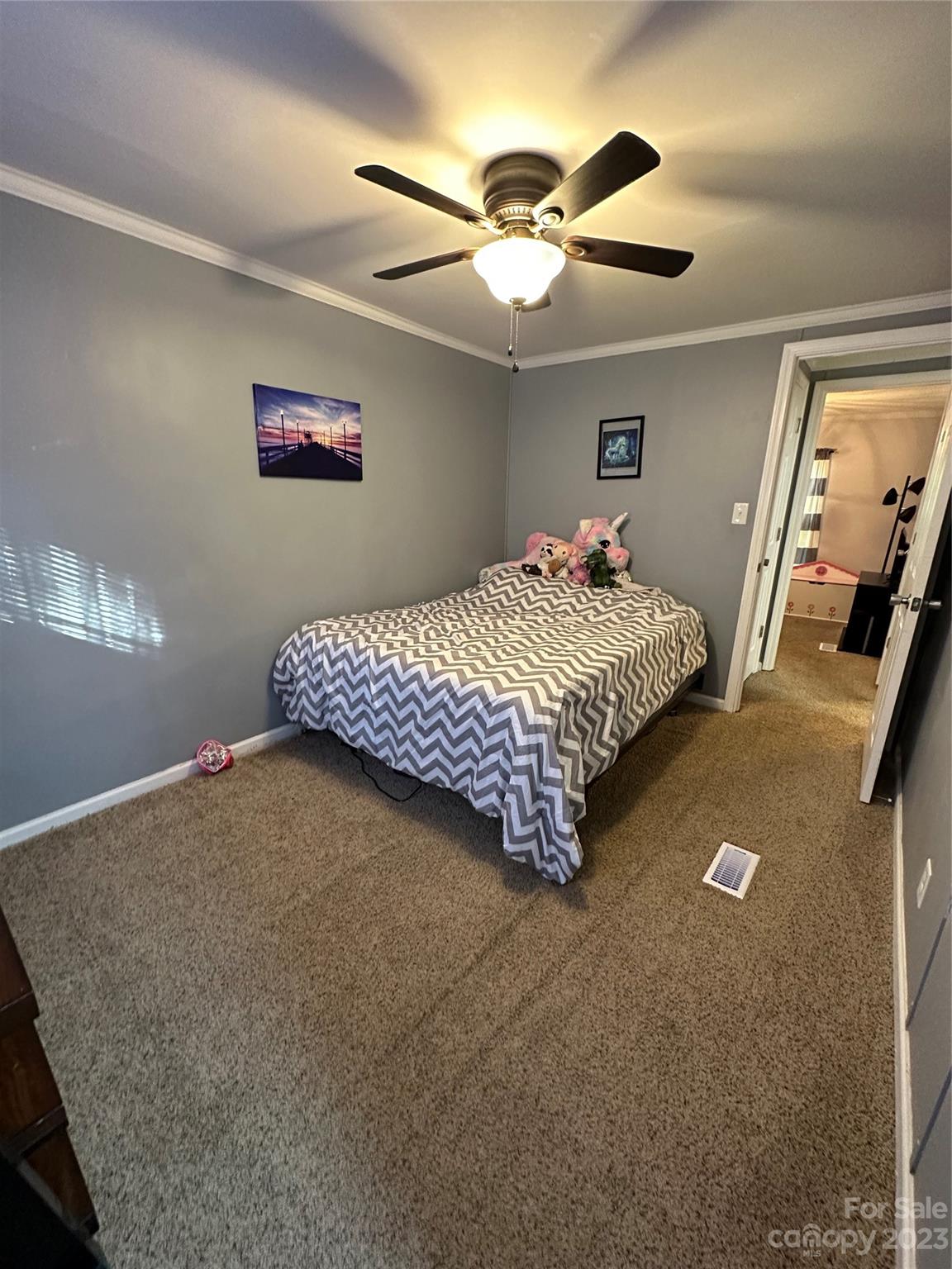 1086 Southwood Drive