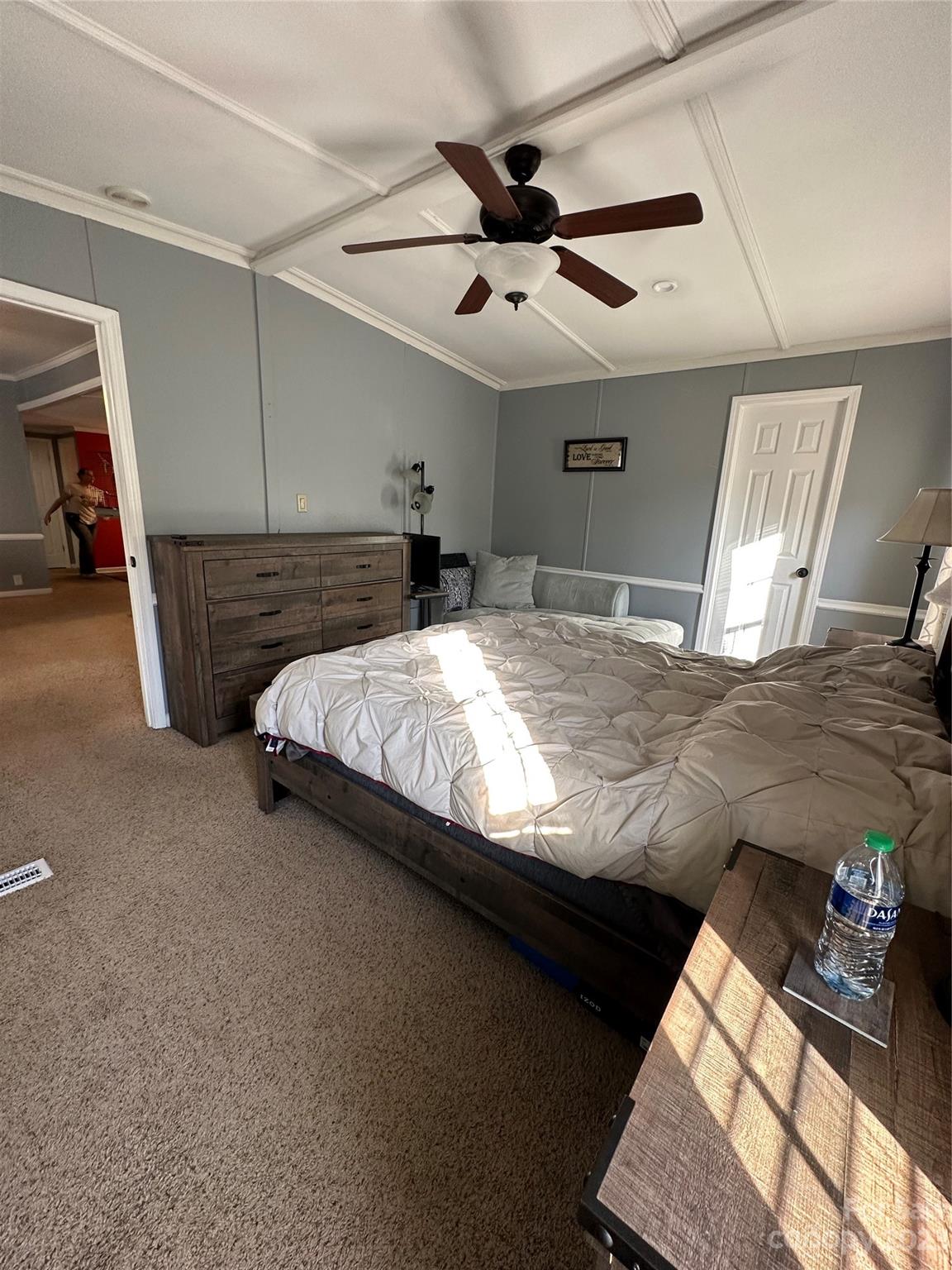 1086 Southwood Drive