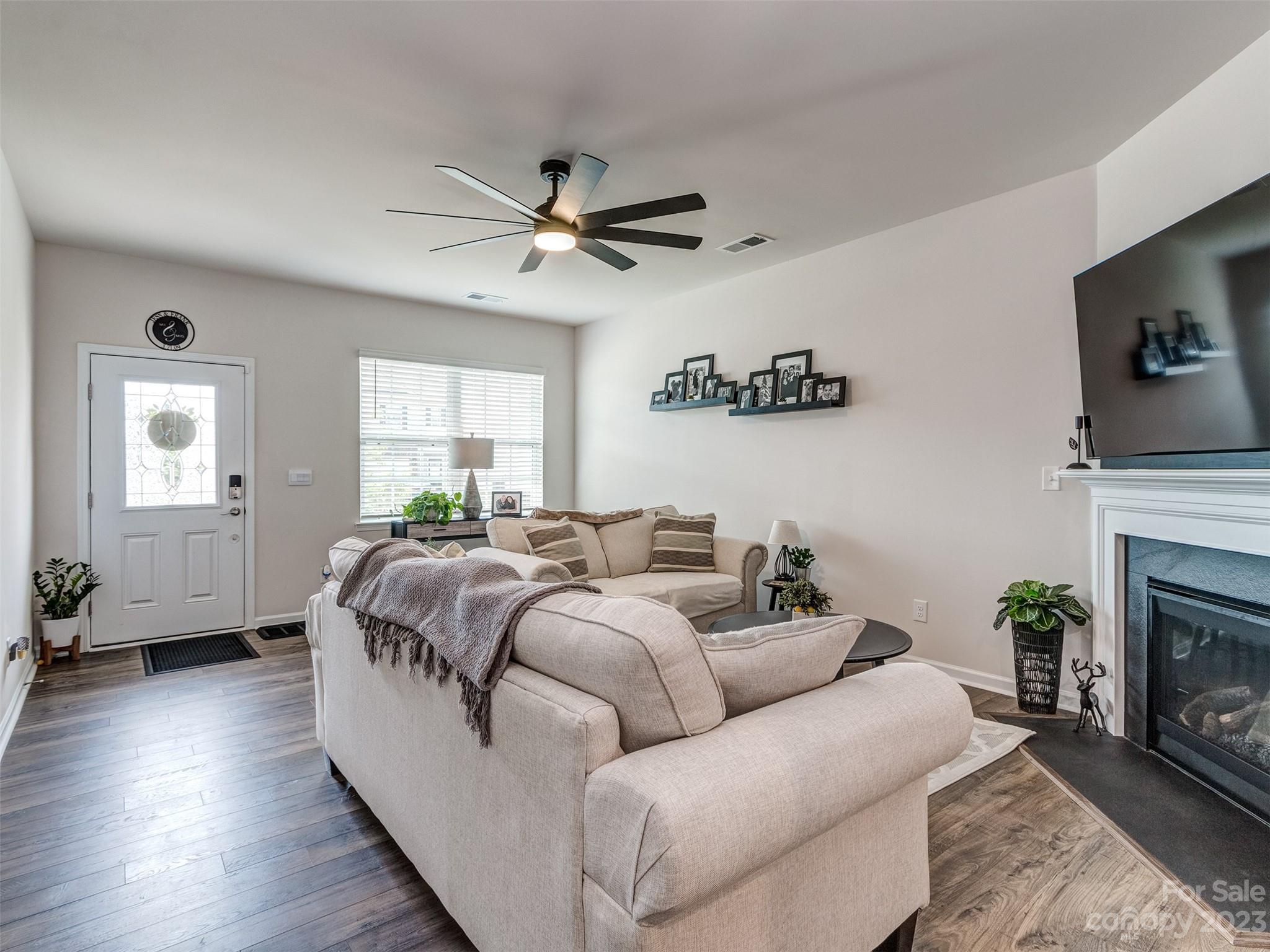534 King Clover Lane