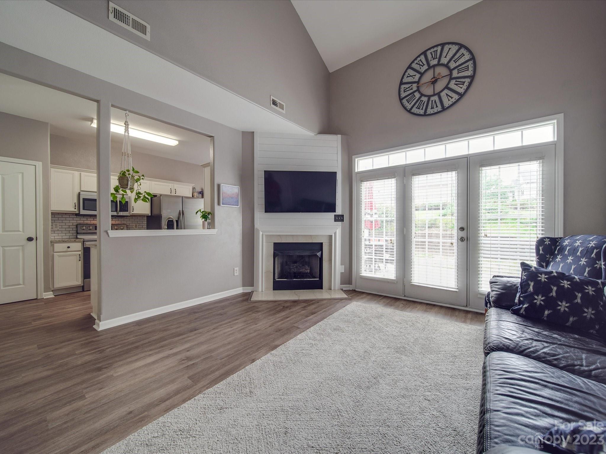 5328 Silabert Avenue