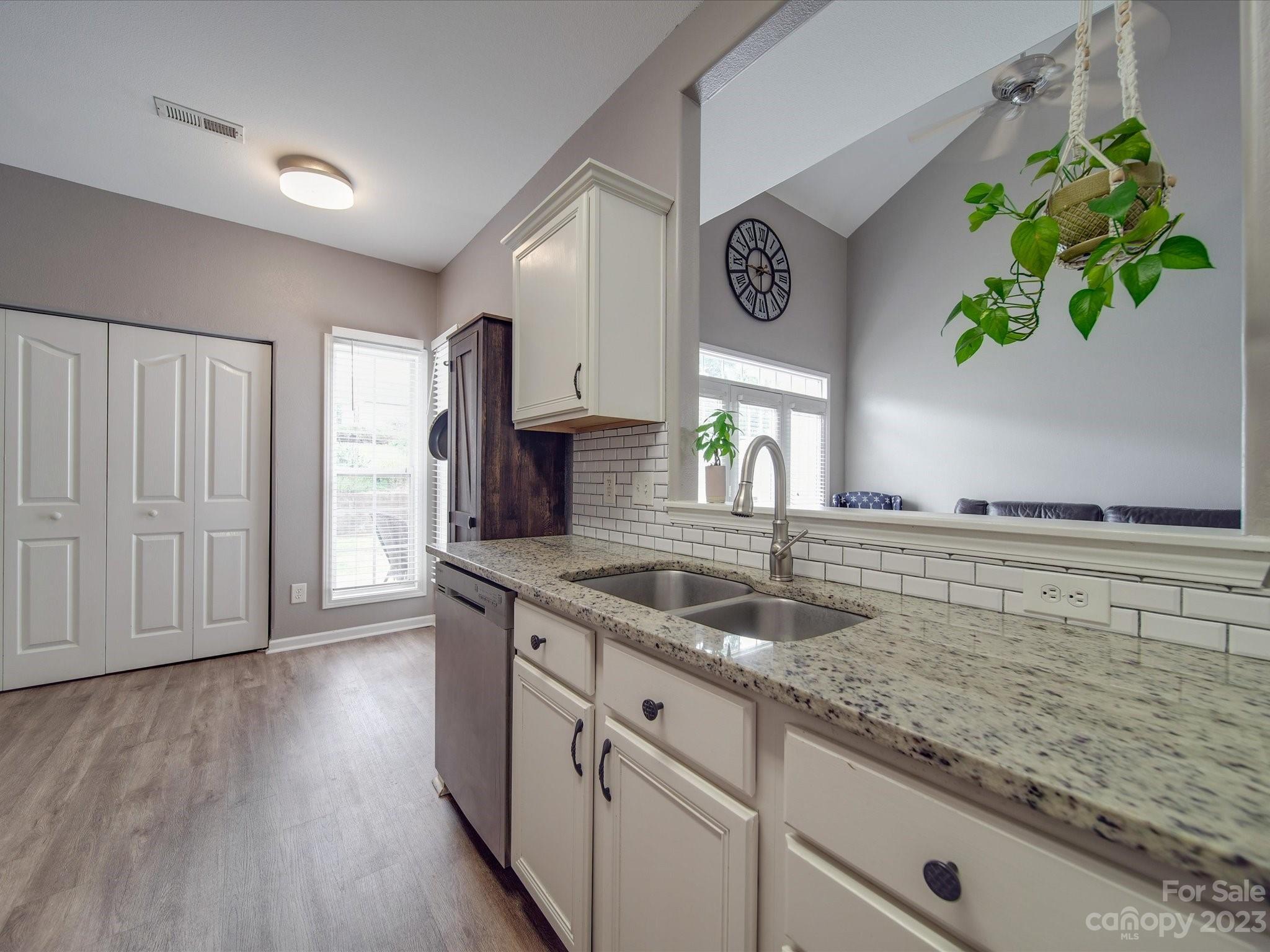 5328 Silabert Avenue