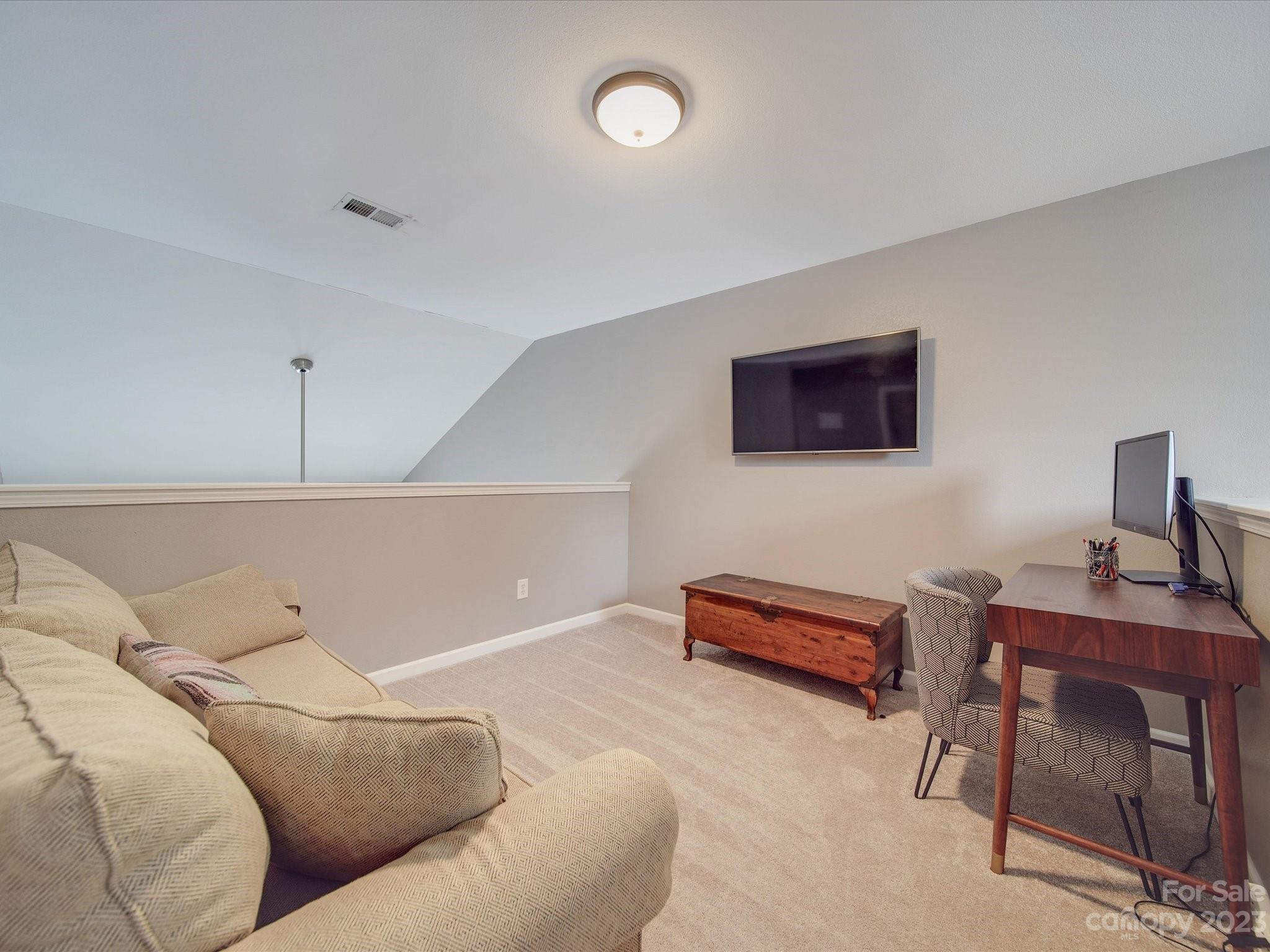 5328 Silabert Avenue