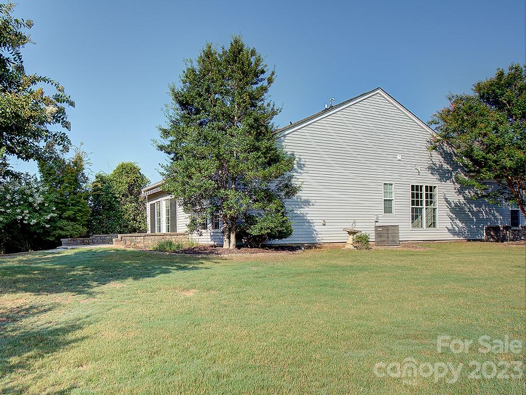 16332 Raven Crest Drive