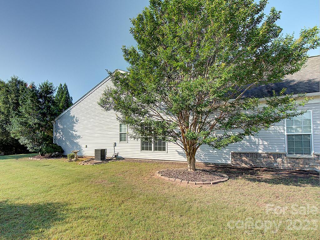 16332 Raven Crest Drive