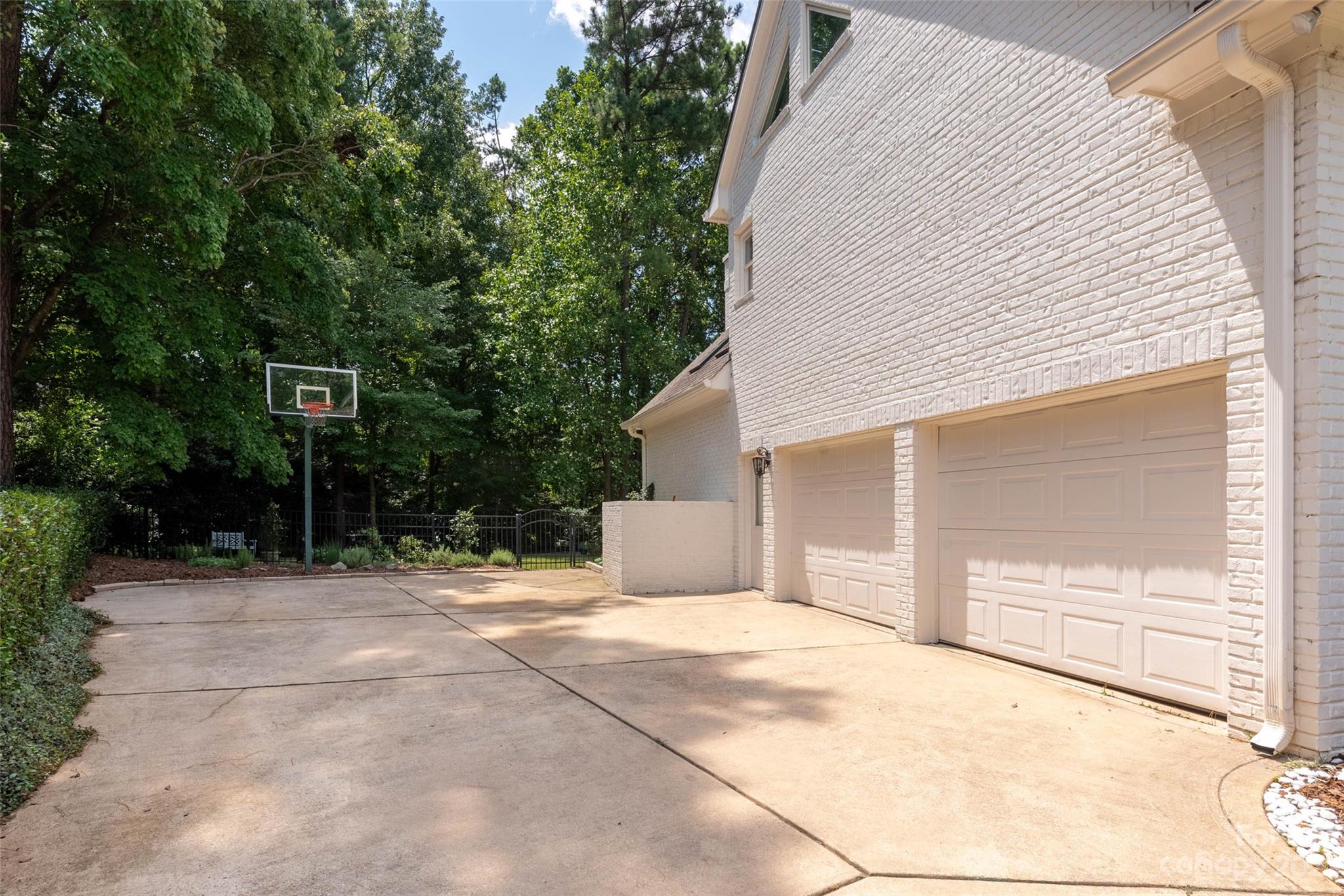 10708 Sapona Court