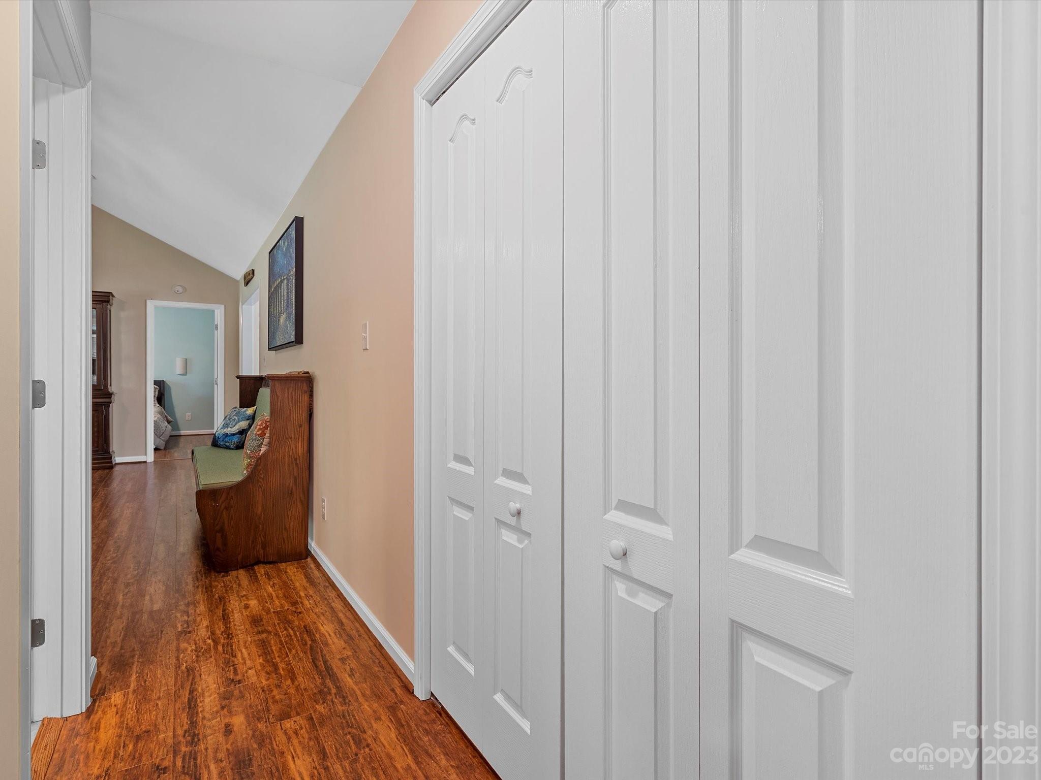 1553 California Road