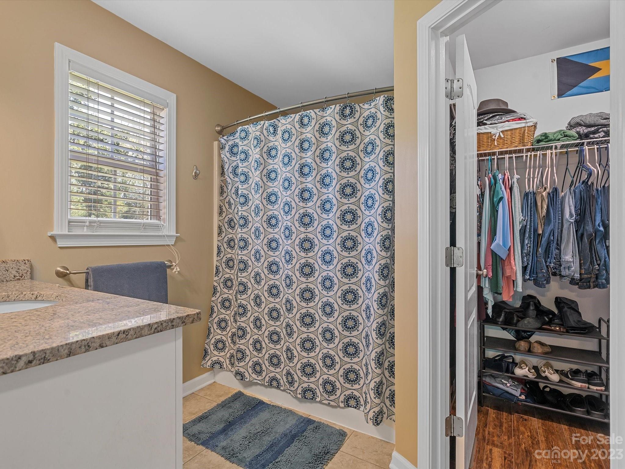 1553 California Road