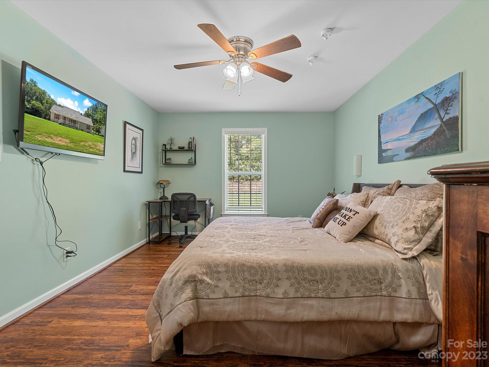 1553 California Road