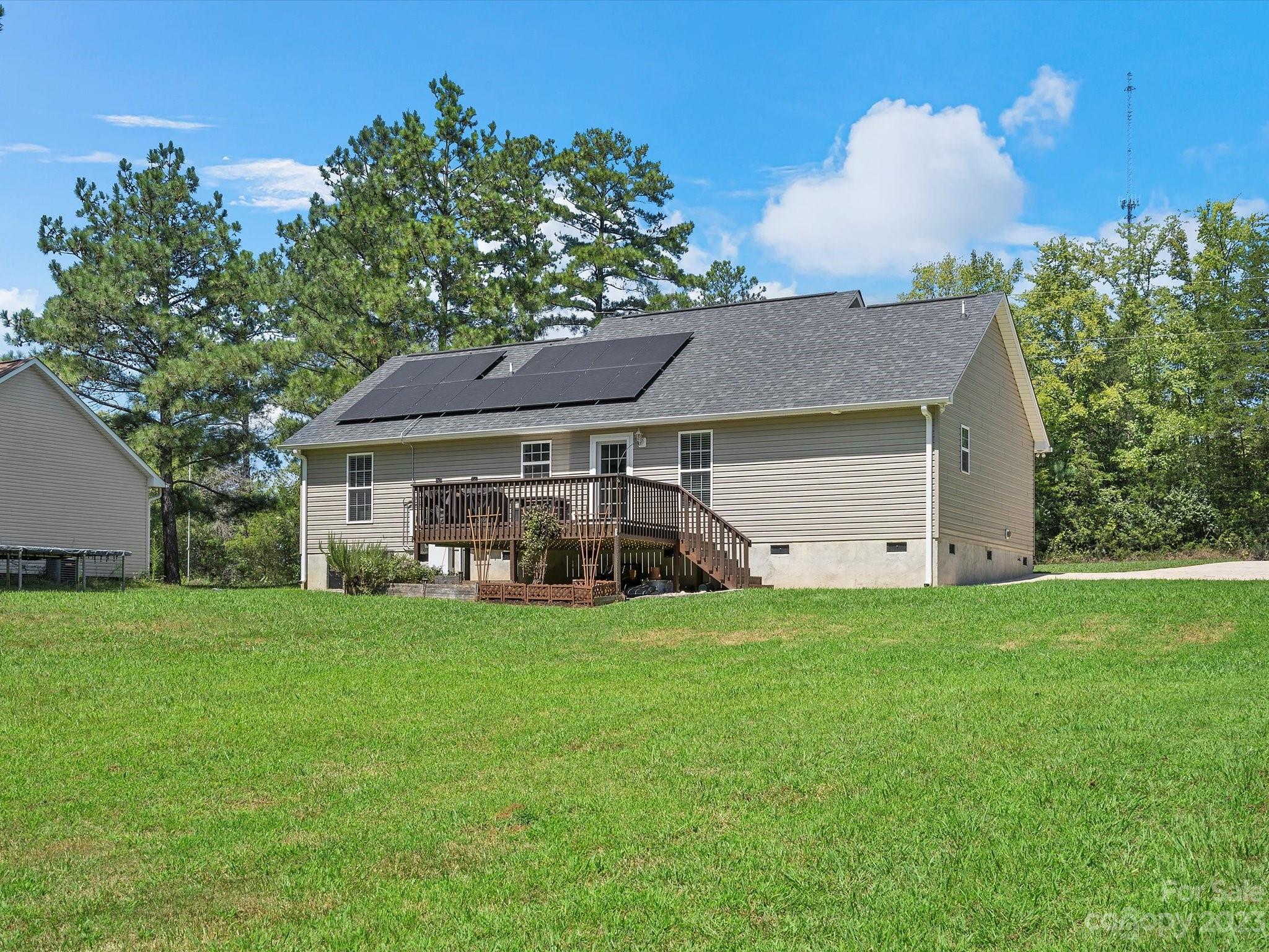 1553 California Road