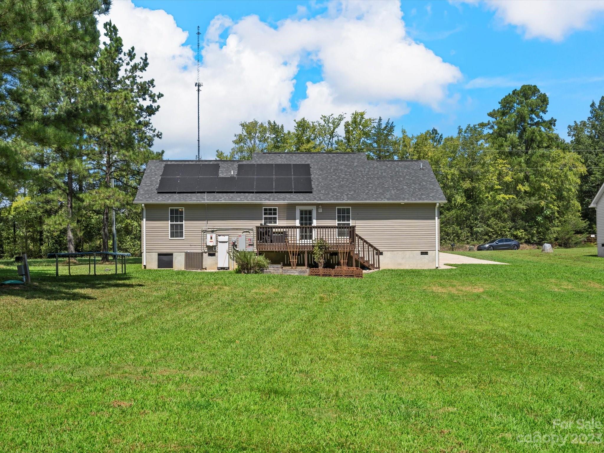 1553 California Road