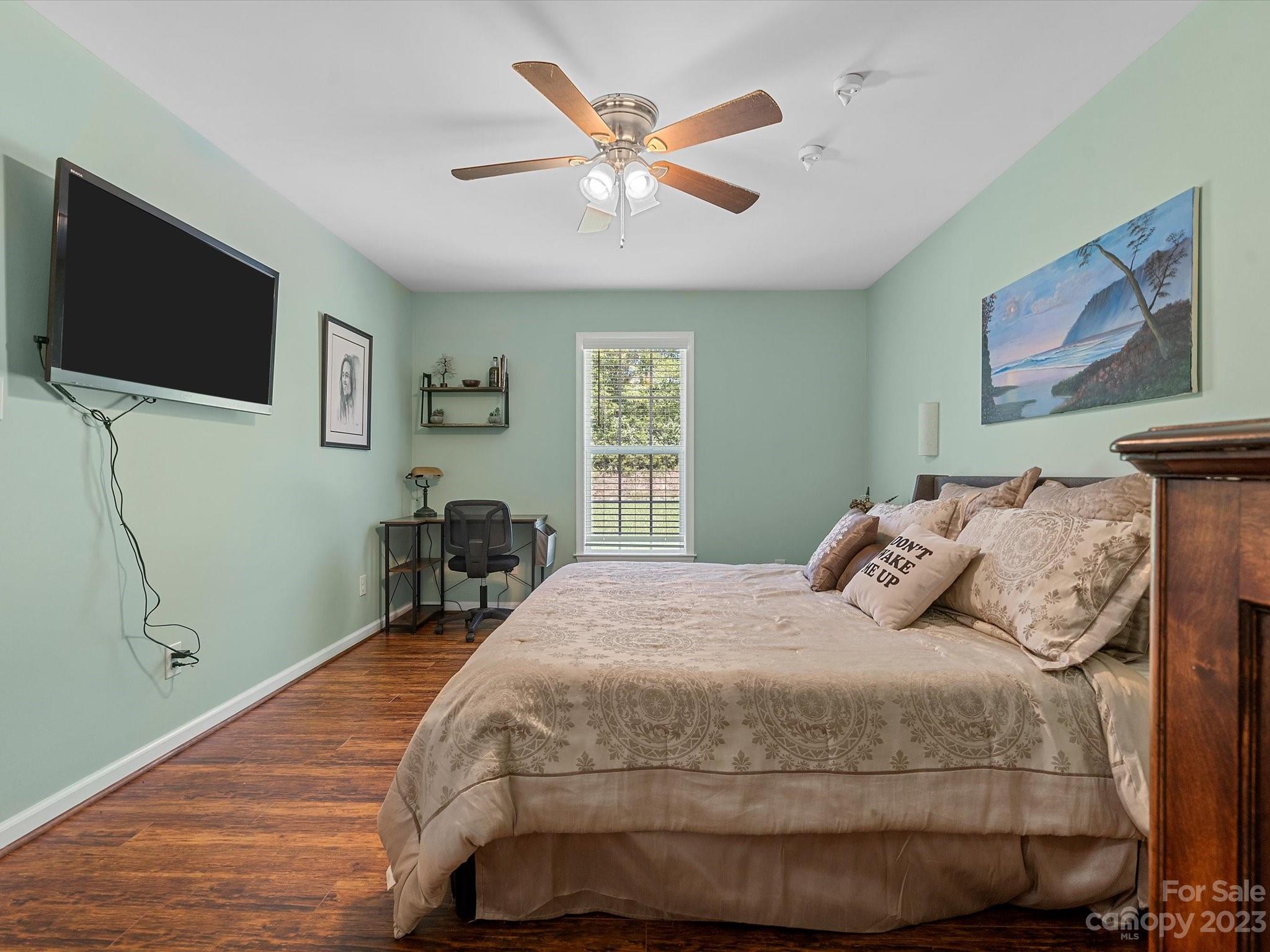 1553 California Road