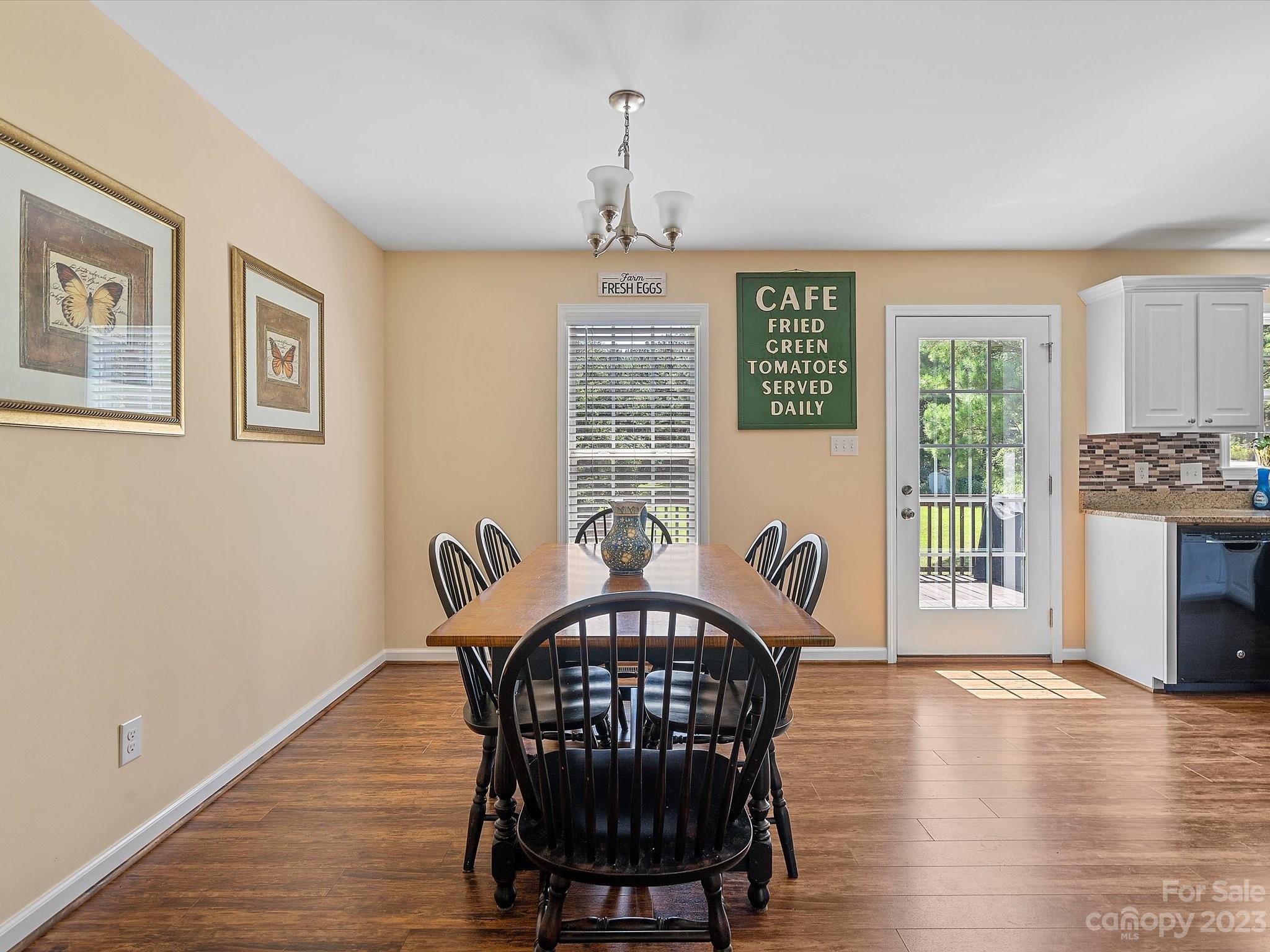 1553 California Road