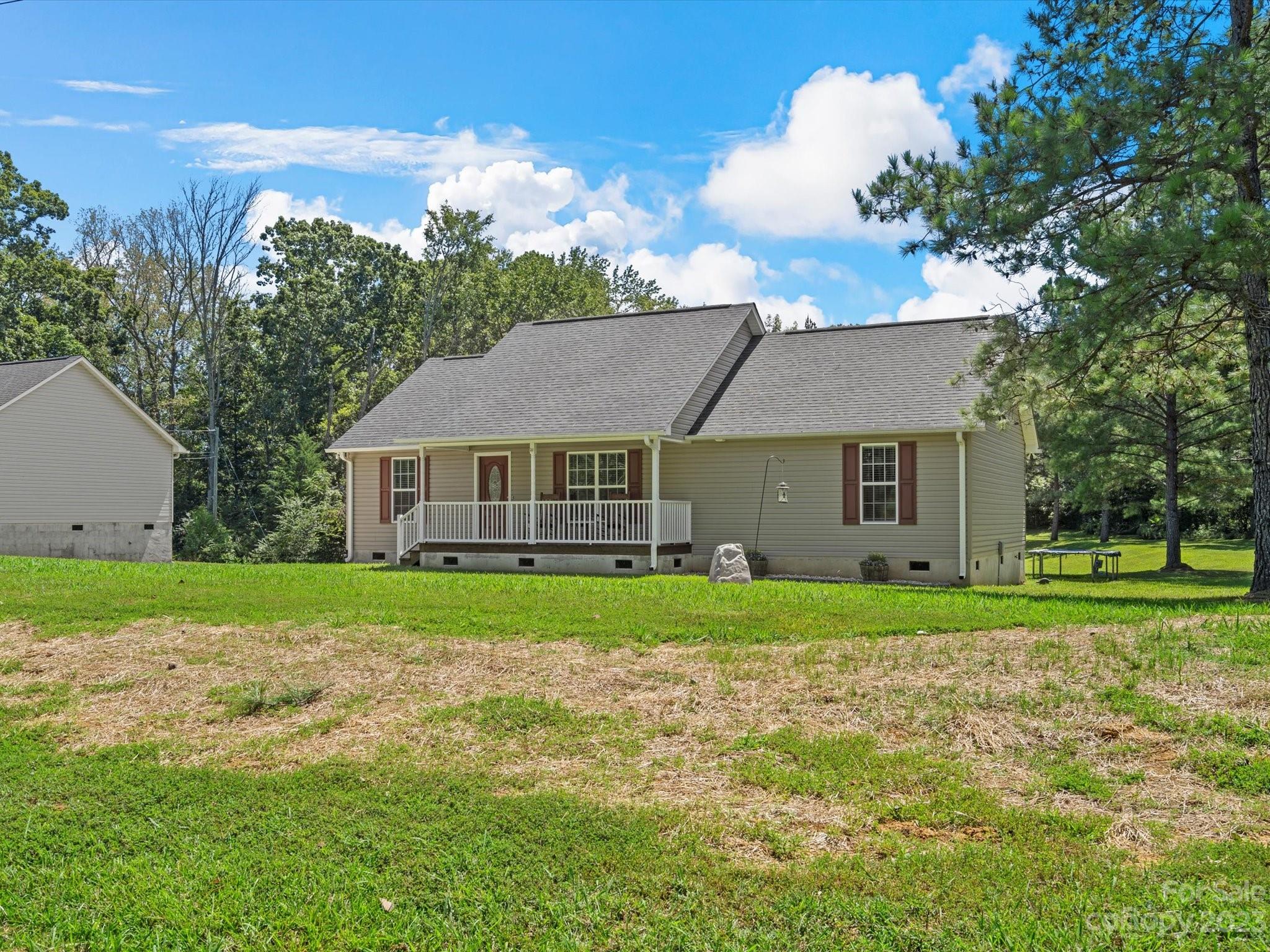 1553 California Road