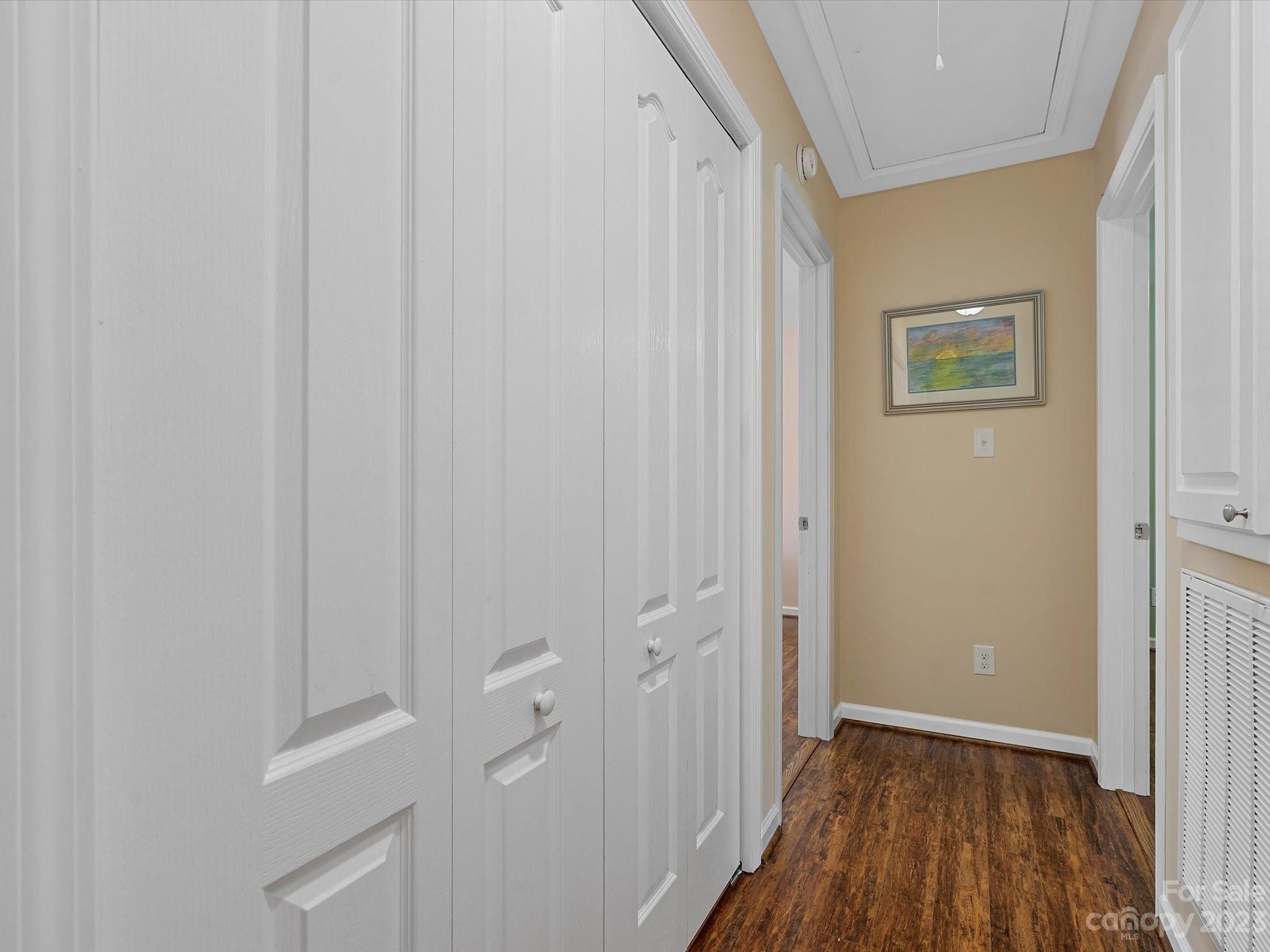 1553 California Road