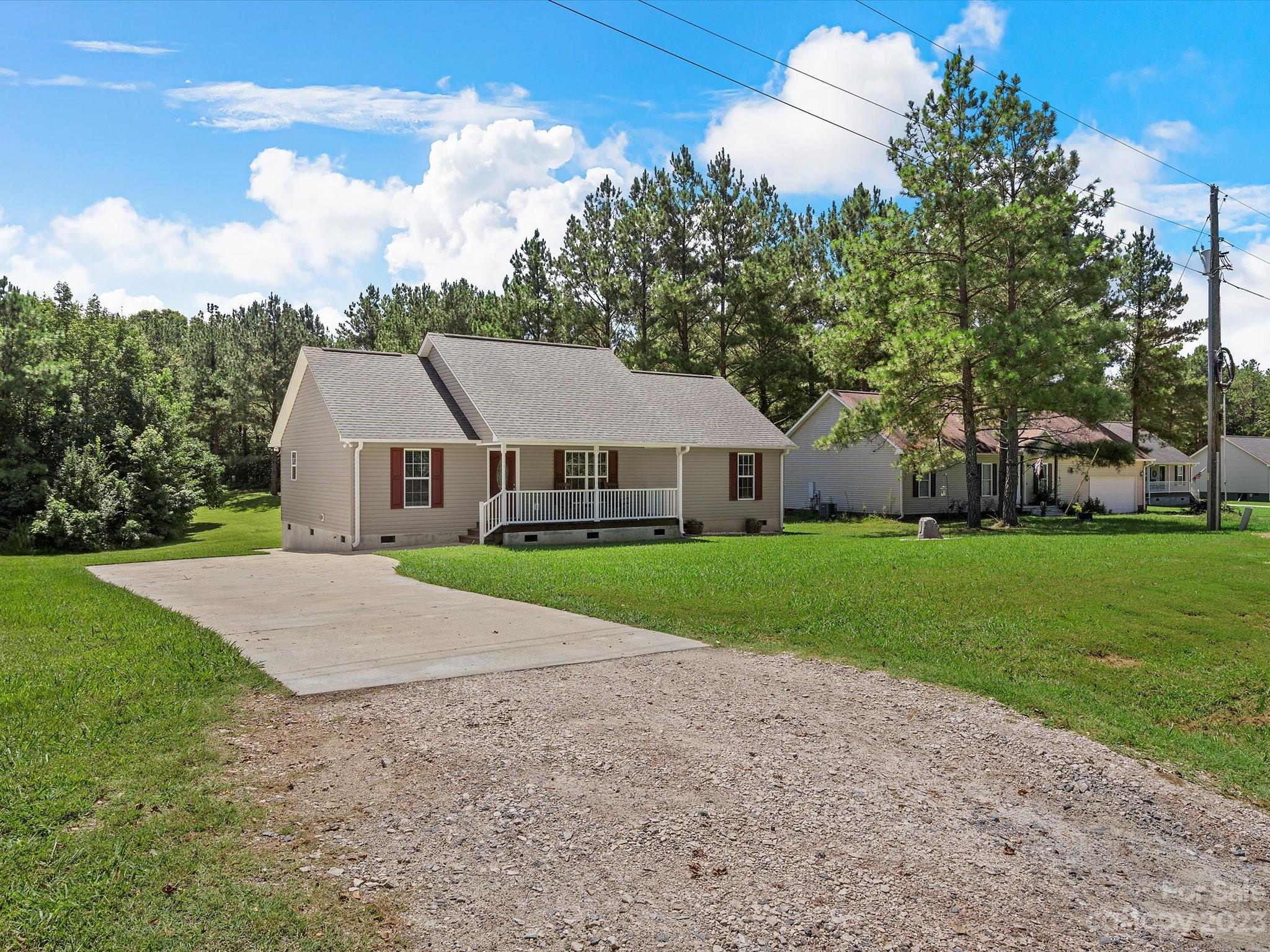 1553 California Road