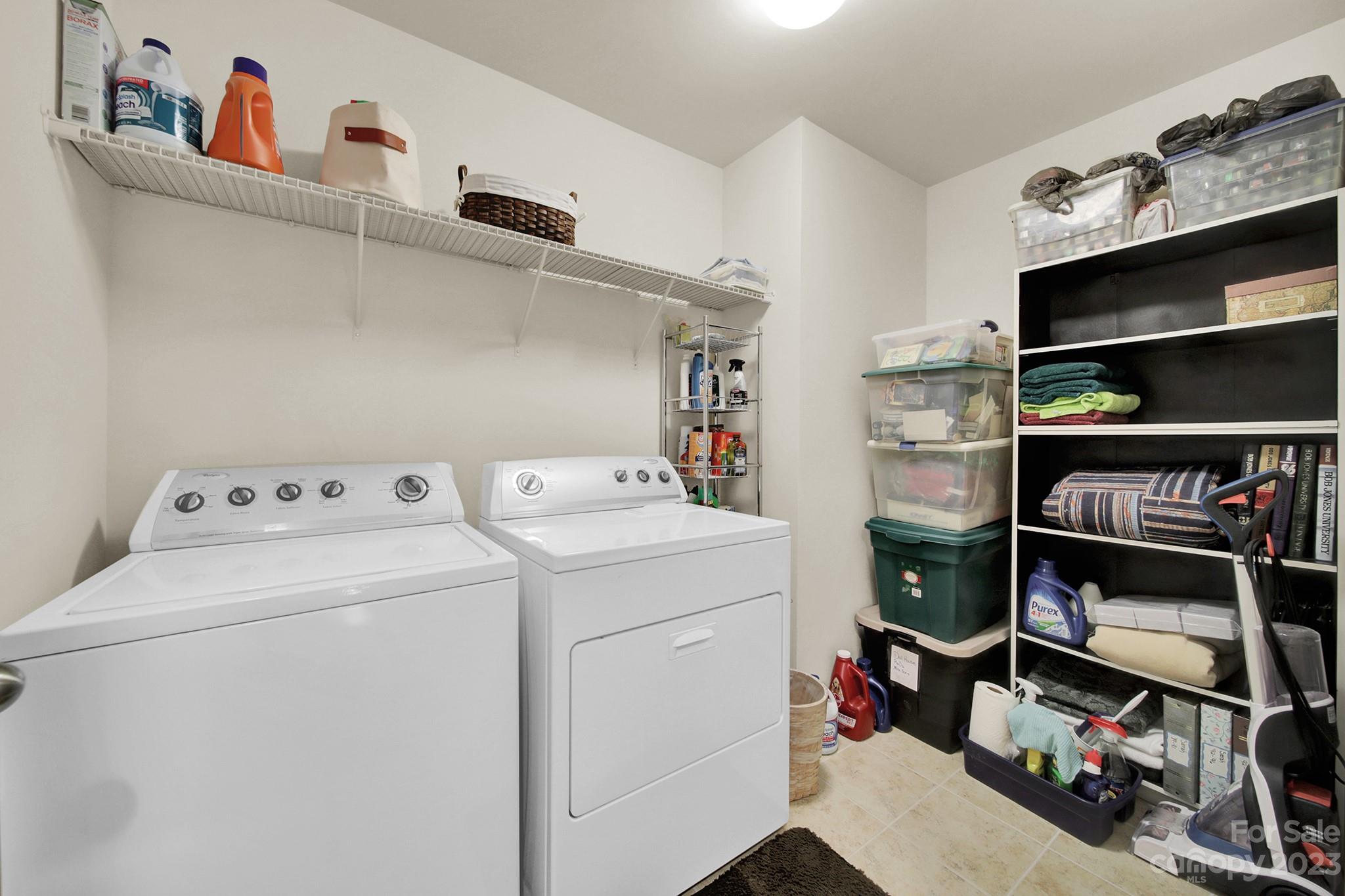 3001 Ainsley Lane