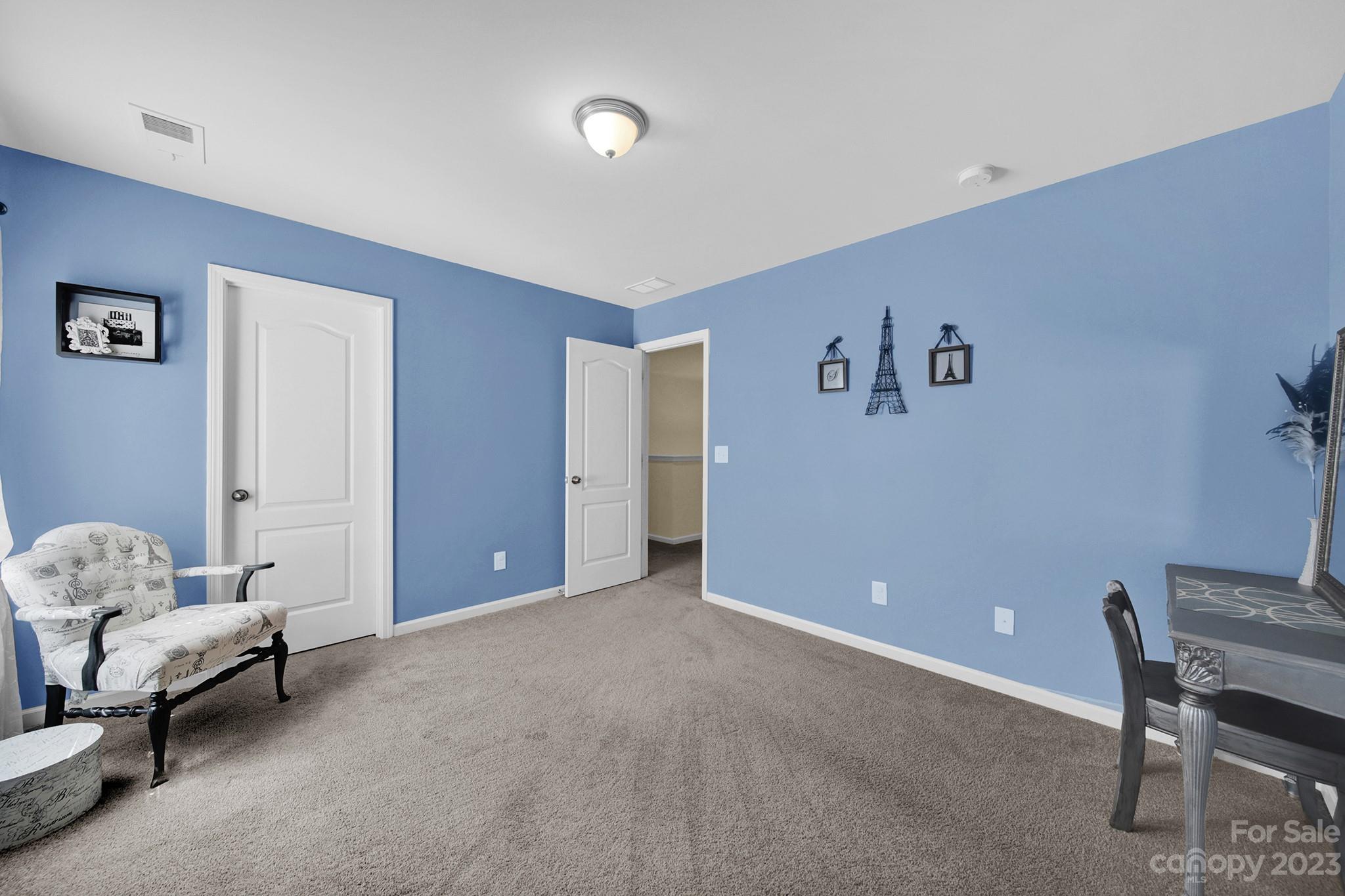 3001 Ainsley Lane